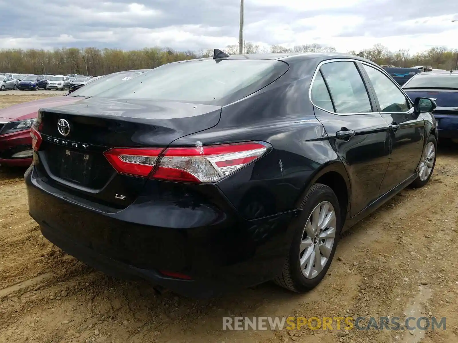 4 Photograph of a damaged car 4T1C11AK9LU885386 TOYOTA CAMRY 2020