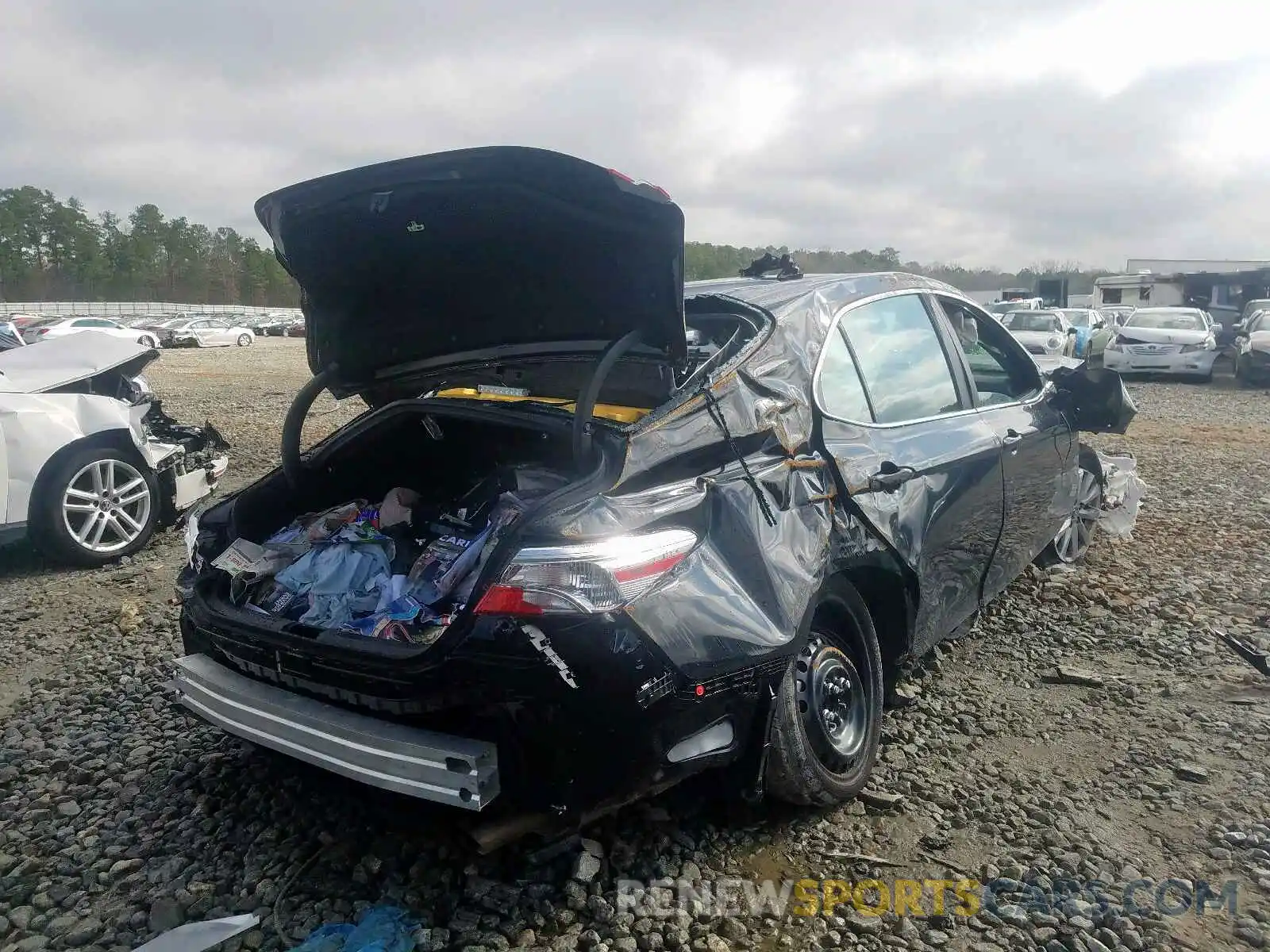 4 Фотография поврежденного автомобиля 4T1C11AK9LU890085 TOYOTA CAMRY 2020