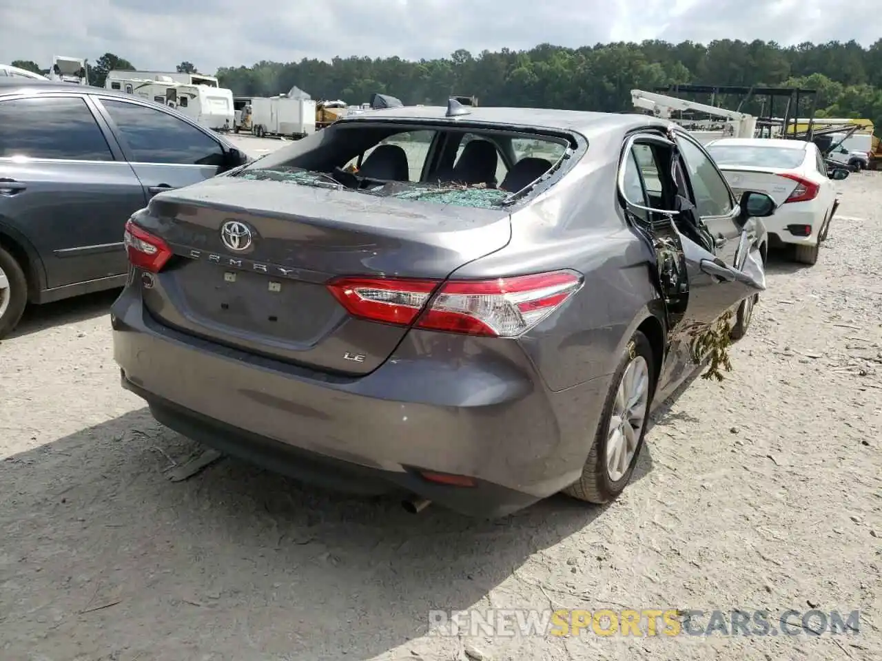 4 Photograph of a damaged car 4T1C11AK9LU910853 TOYOTA CAMRY 2020