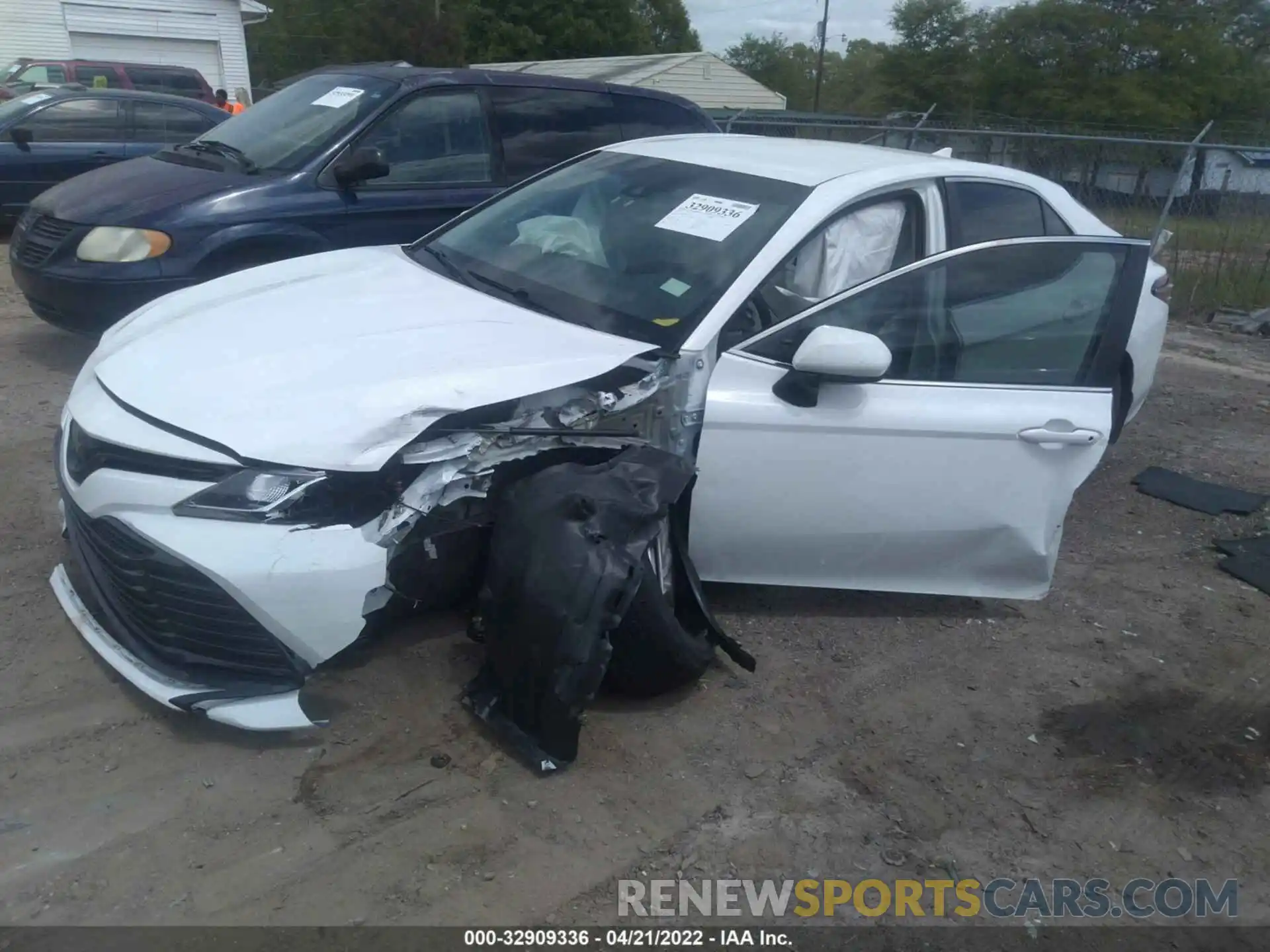 2 Photograph of a damaged car 4T1C11AK9LU913297 TOYOTA CAMRY 2020