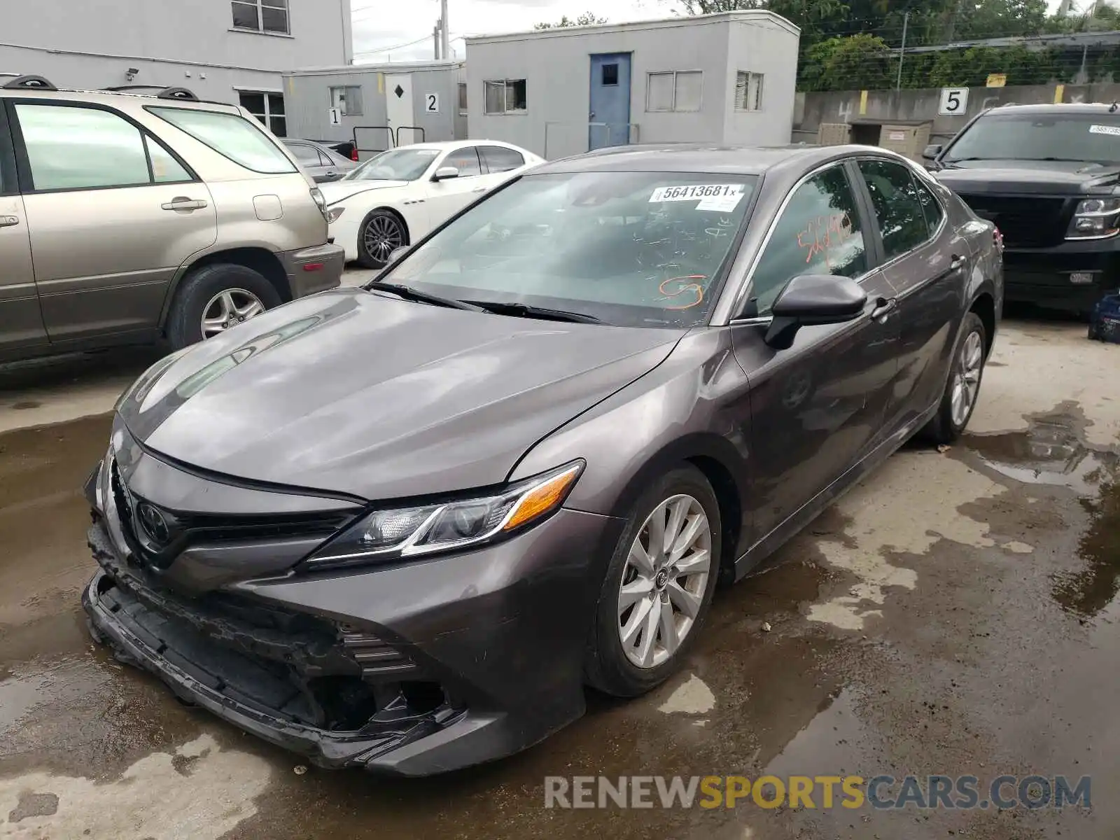 2 Photograph of a damaged car 4T1C11AK9LU916037 TOYOTA CAMRY 2020