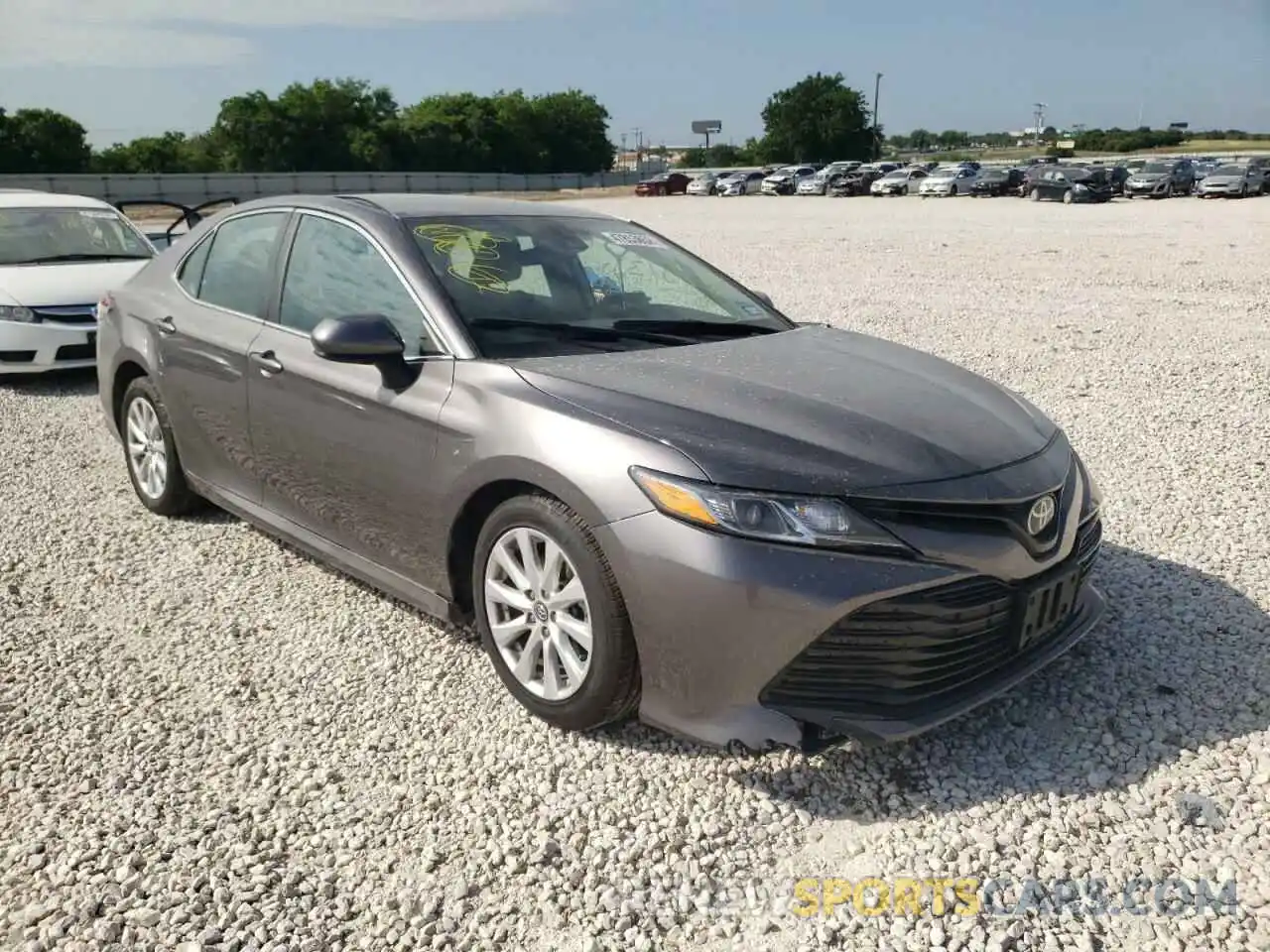 1 Photograph of a damaged car 4T1C11AK9LU917205 TOYOTA CAMRY 2020