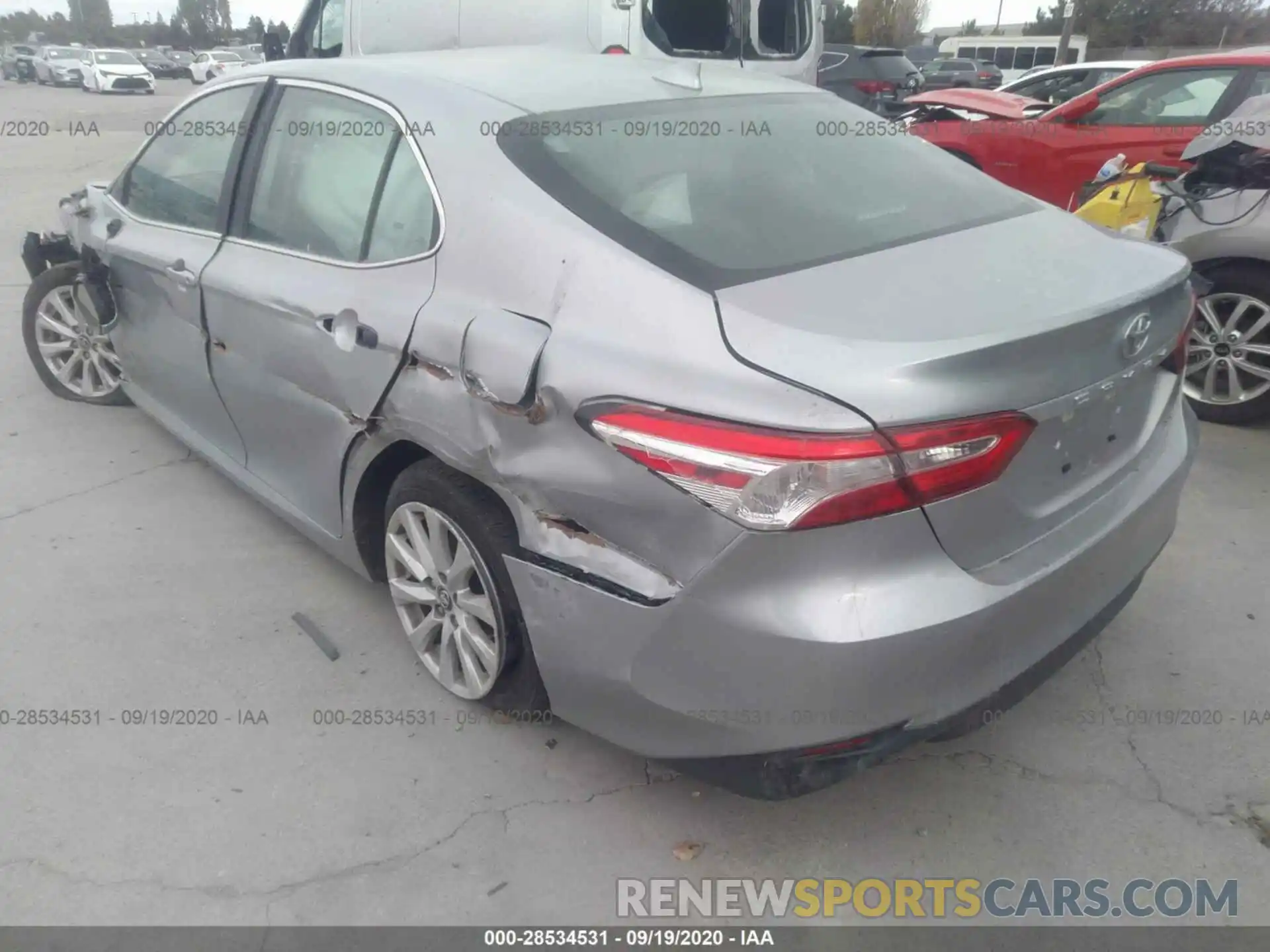 3 Photograph of a damaged car 4T1C11AK9LU917348 TOYOTA CAMRY 2020