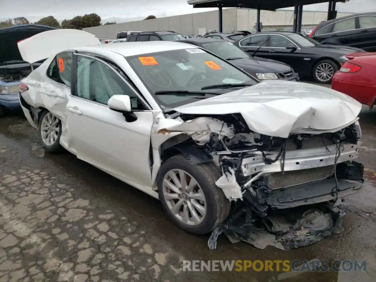 1 Photograph of a damaged car 4T1C11AK9LU918368 TOYOTA CAMRY 2020