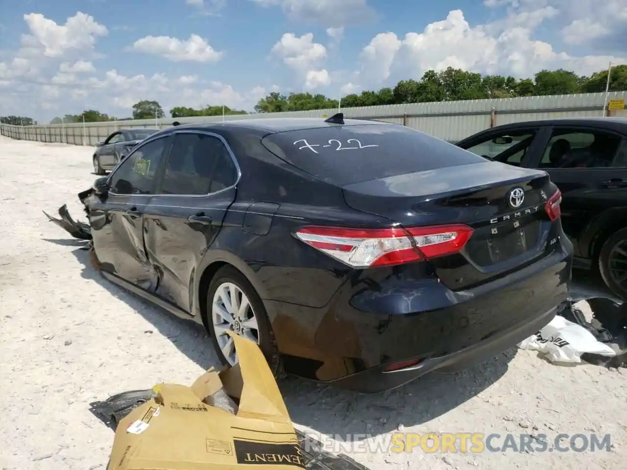 3 Photograph of a damaged car 4T1C11AK9LU934439 TOYOTA CAMRY 2020