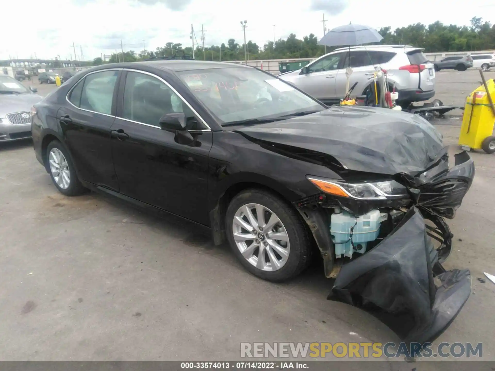 1 Photograph of a damaged car 4T1C11AK9LU937826 TOYOTA CAMRY 2020