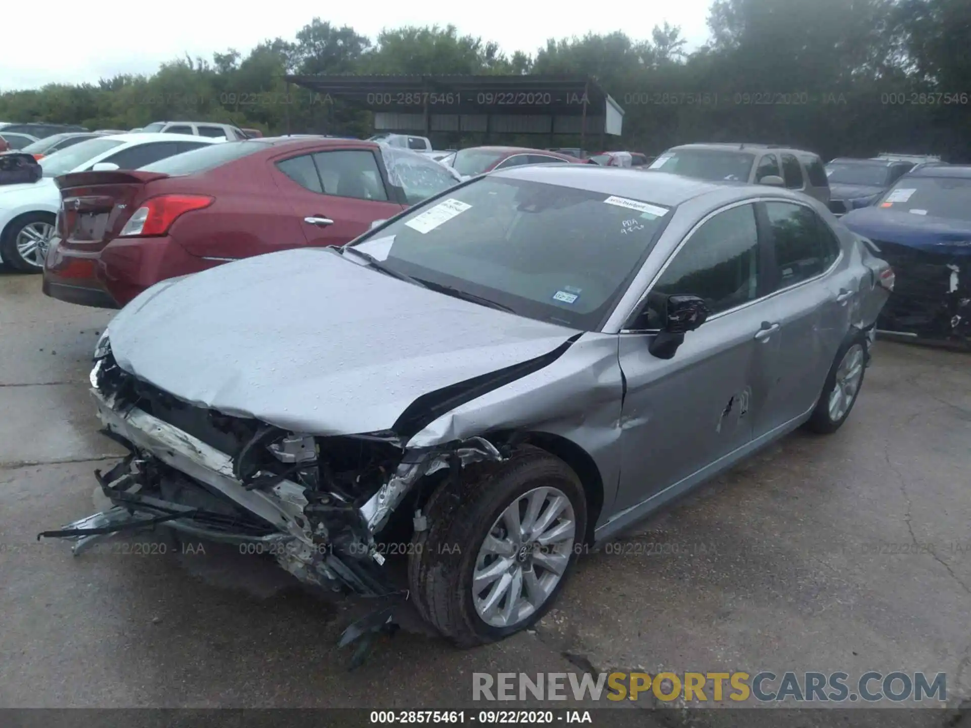 2 Photograph of a damaged car 4T1C11AK9LU939124 TOYOTA CAMRY 2020