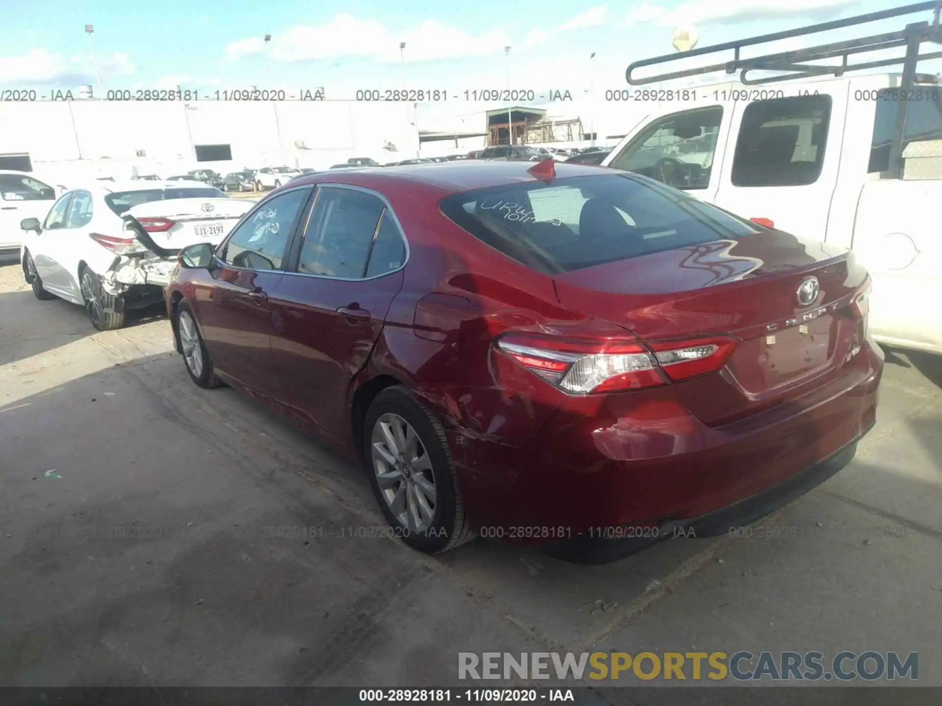 3 Photograph of a damaged car 4T1C11AK9LU944551 TOYOTA CAMRY 2020