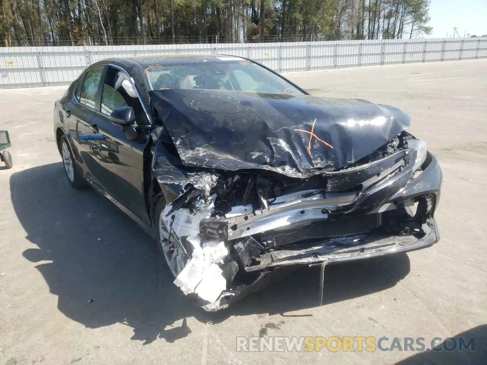 1 Photograph of a damaged car 4T1C11AK9LU948387 TOYOTA CAMRY 2020