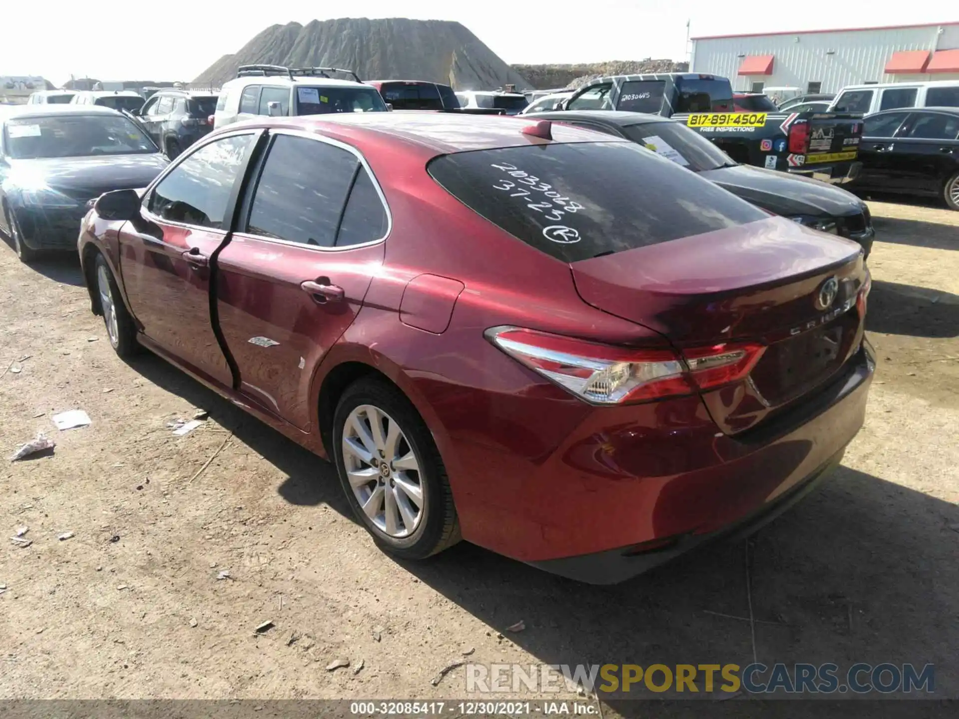 3 Photograph of a damaged car 4T1C11AK9LU950334 TOYOTA CAMRY 2020