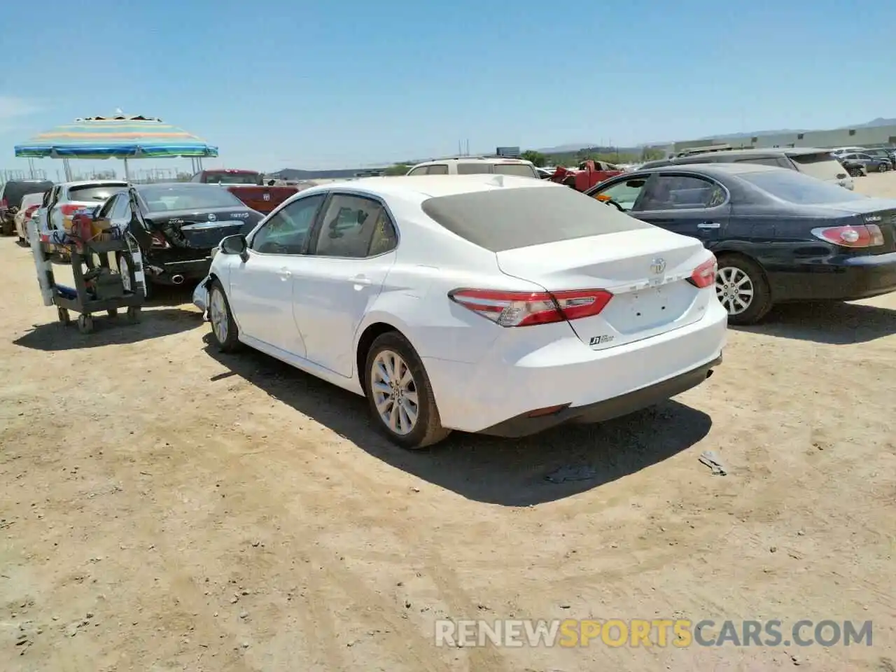 3 Photograph of a damaged car 4T1C11AK9LU951578 TOYOTA CAMRY 2020