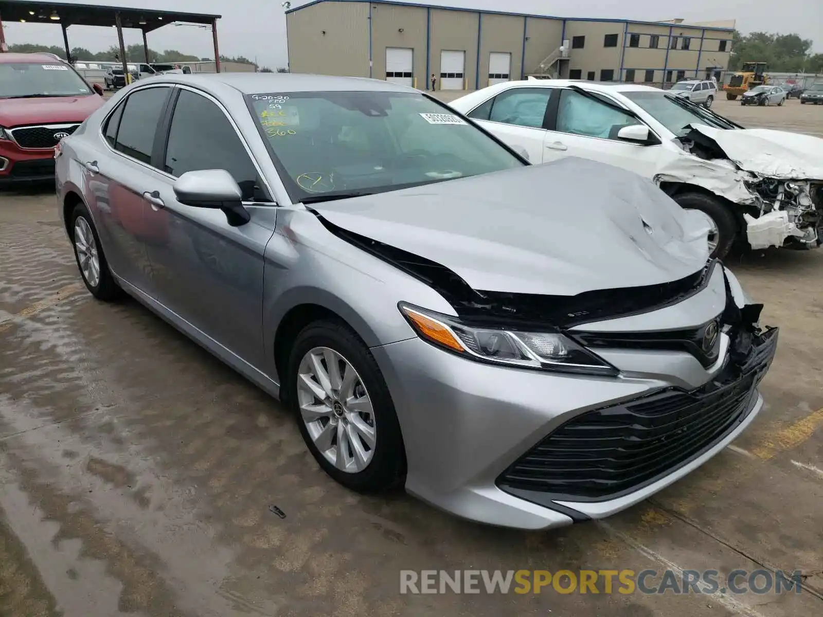 1 Photograph of a damaged car 4T1C11AK9LU955324 TOYOTA CAMRY 2020