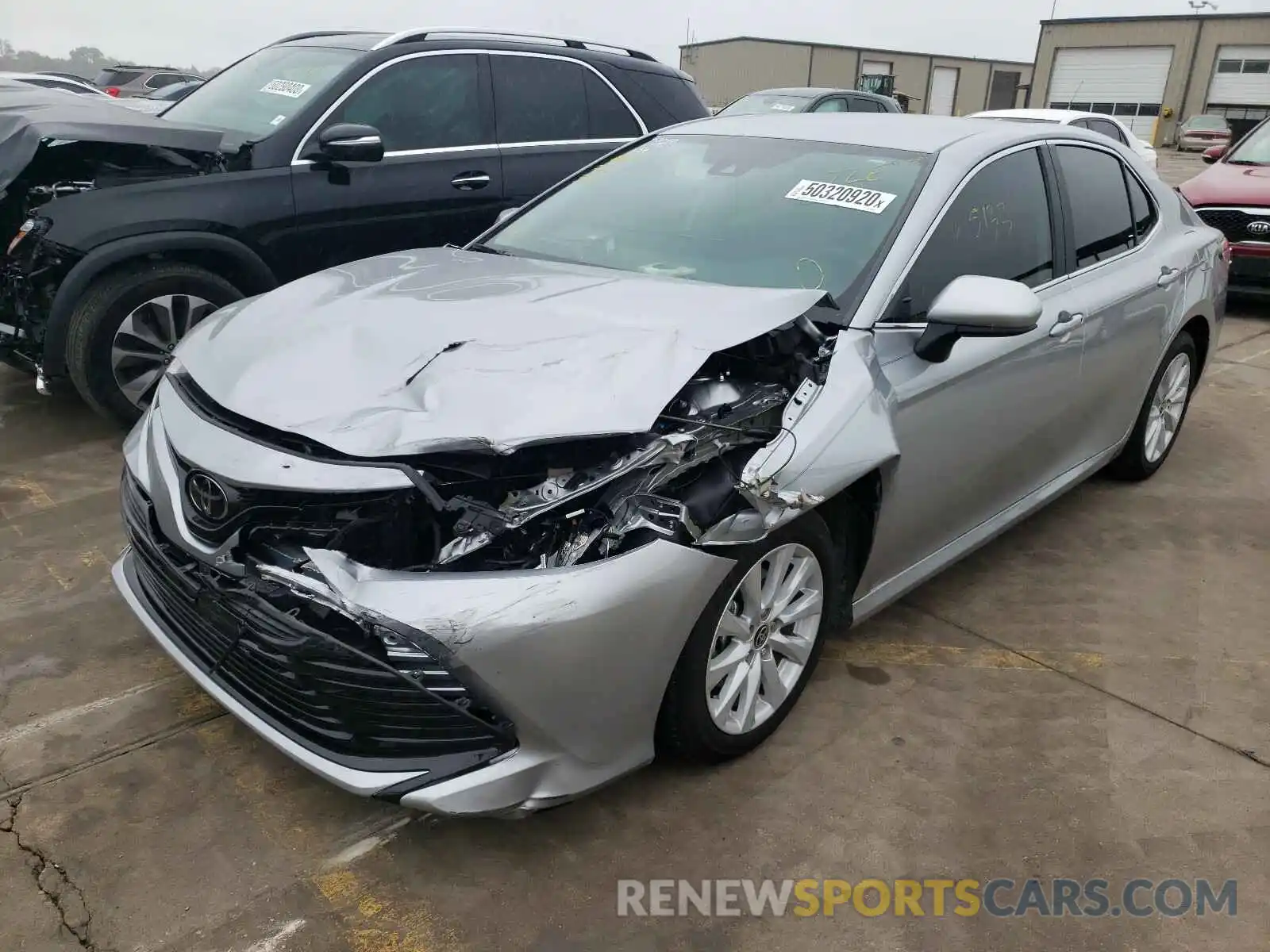 2 Photograph of a damaged car 4T1C11AK9LU955324 TOYOTA CAMRY 2020