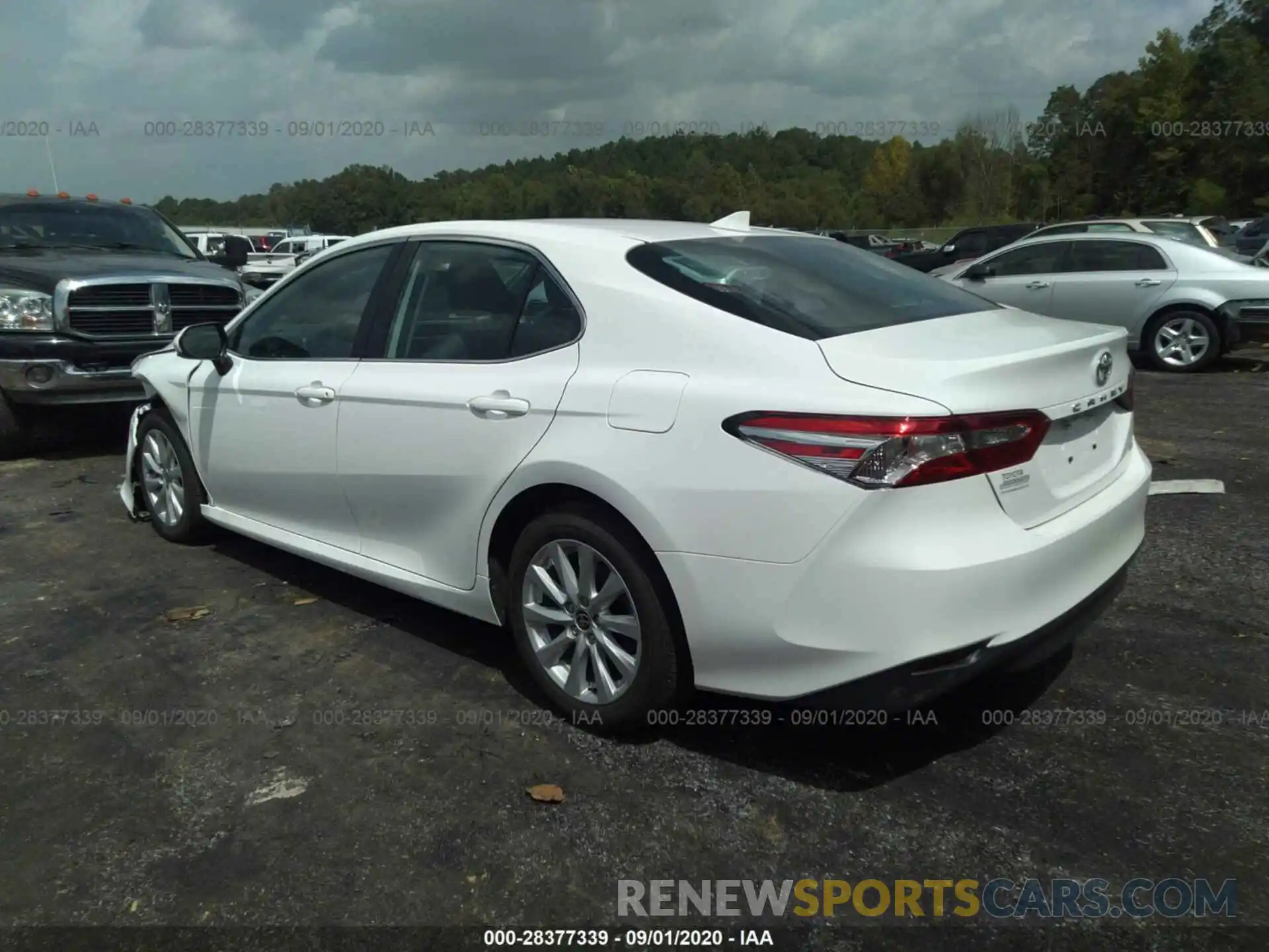 3 Photograph of a damaged car 4T1C11AK9LU955940 TOYOTA CAMRY 2020