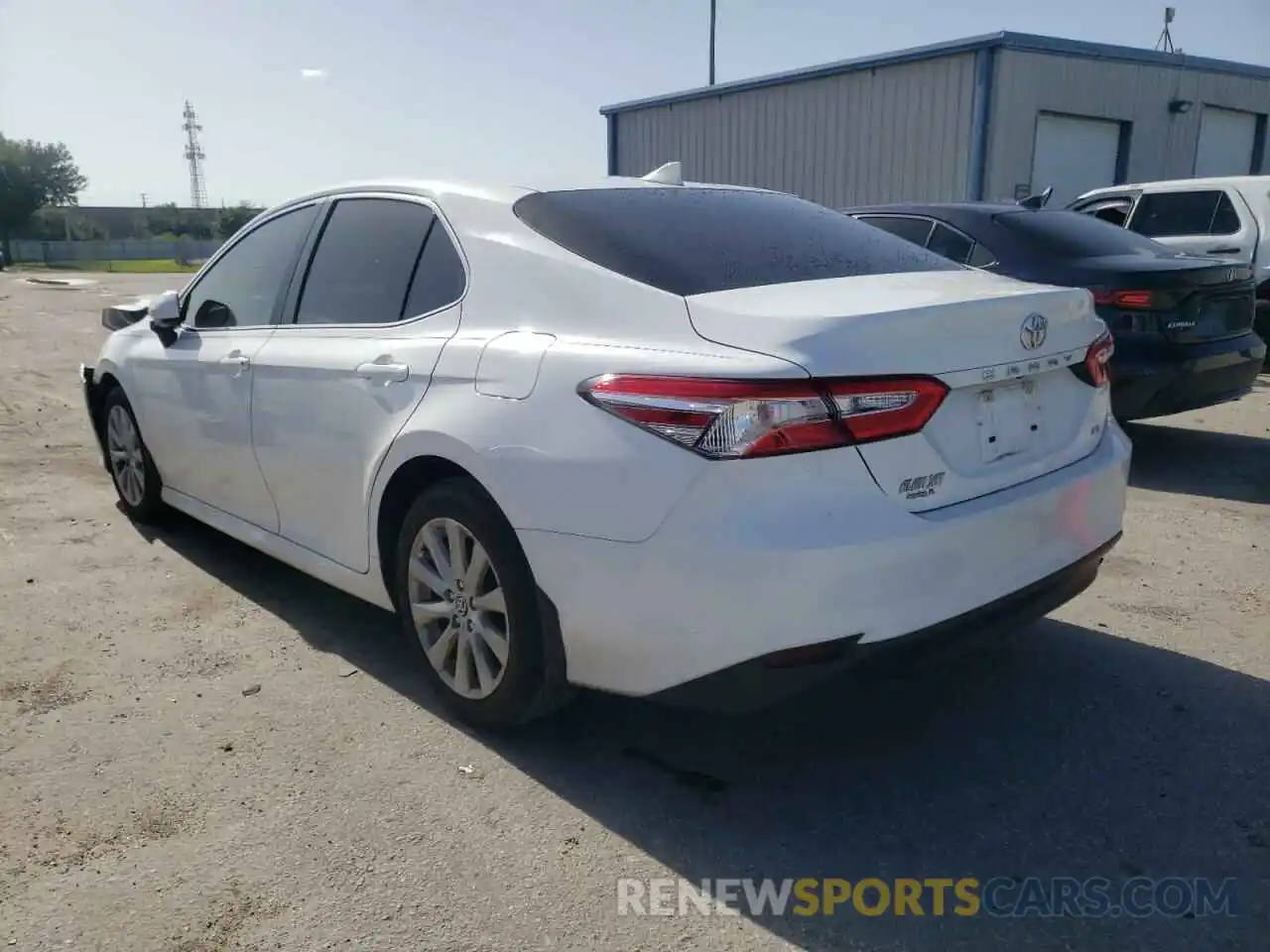 3 Photograph of a damaged car 4T1C11AK9LU959843 TOYOTA CAMRY 2020