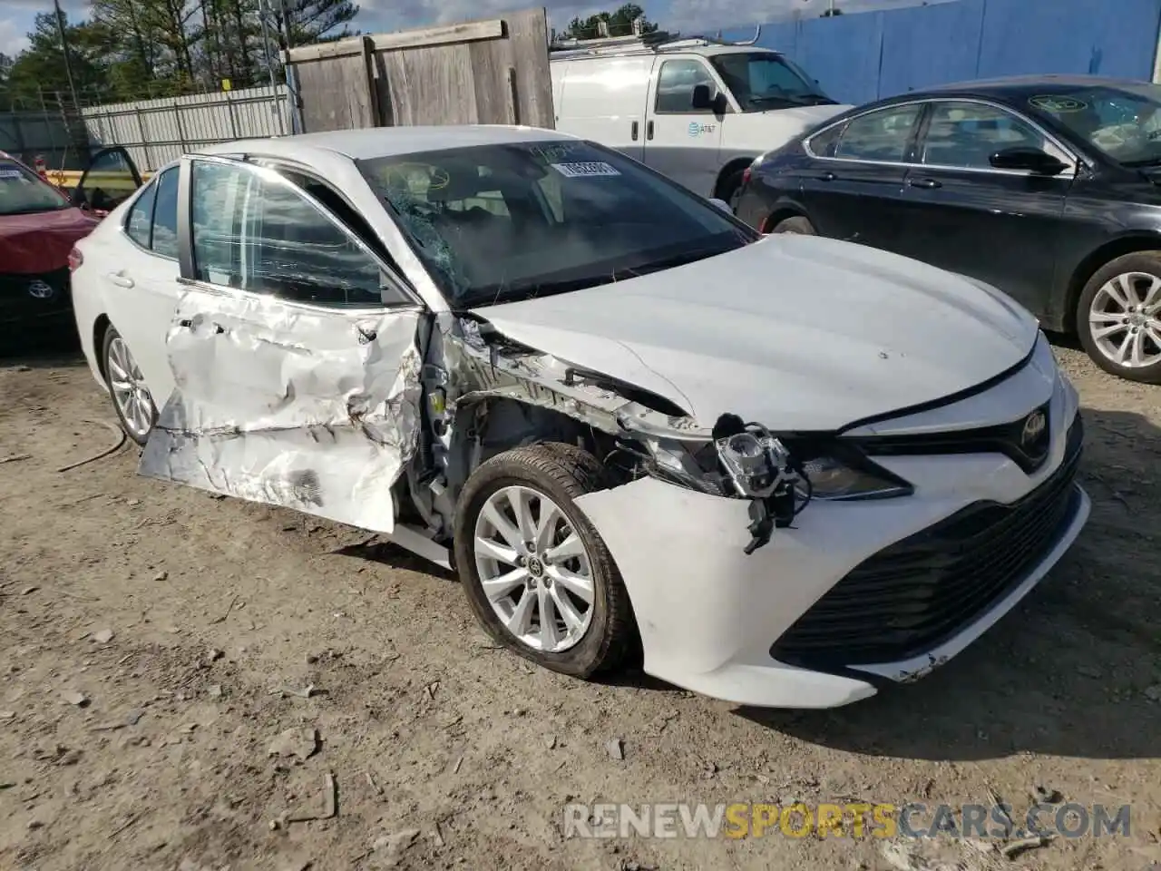 1 Photograph of a damaged car 4T1C11AK9LU961737 TOYOTA CAMRY 2020