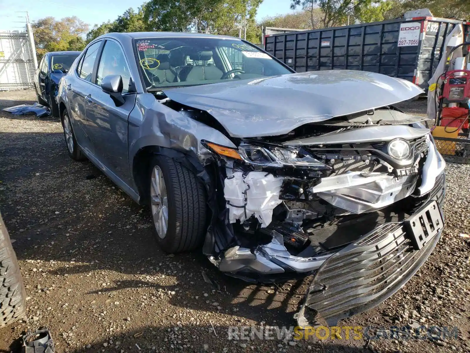 1 Фотография поврежденного автомобиля 4T1C11AK9LU965772 TOYOTA CAMRY 2020