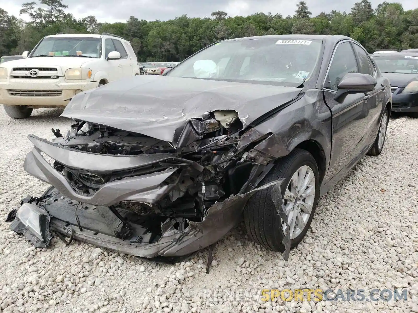 2 Photograph of a damaged car 4T1C11AK9LU976349 TOYOTA CAMRY 2020