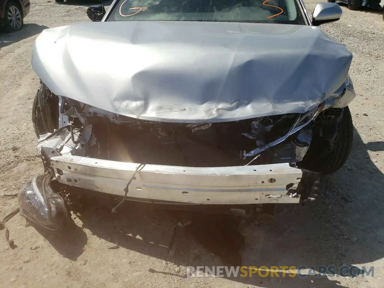 9 Photograph of a damaged car 4T1C11AK9LU981891 TOYOTA CAMRY 2020