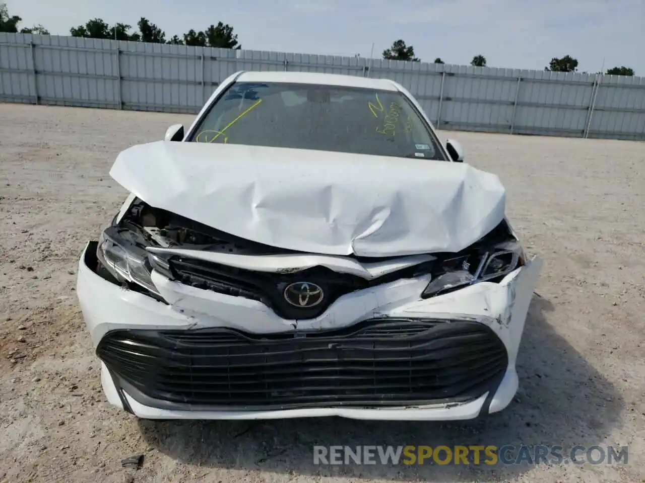 9 Photograph of a damaged car 4T1C11AK9LU984645 TOYOTA CAMRY 2020