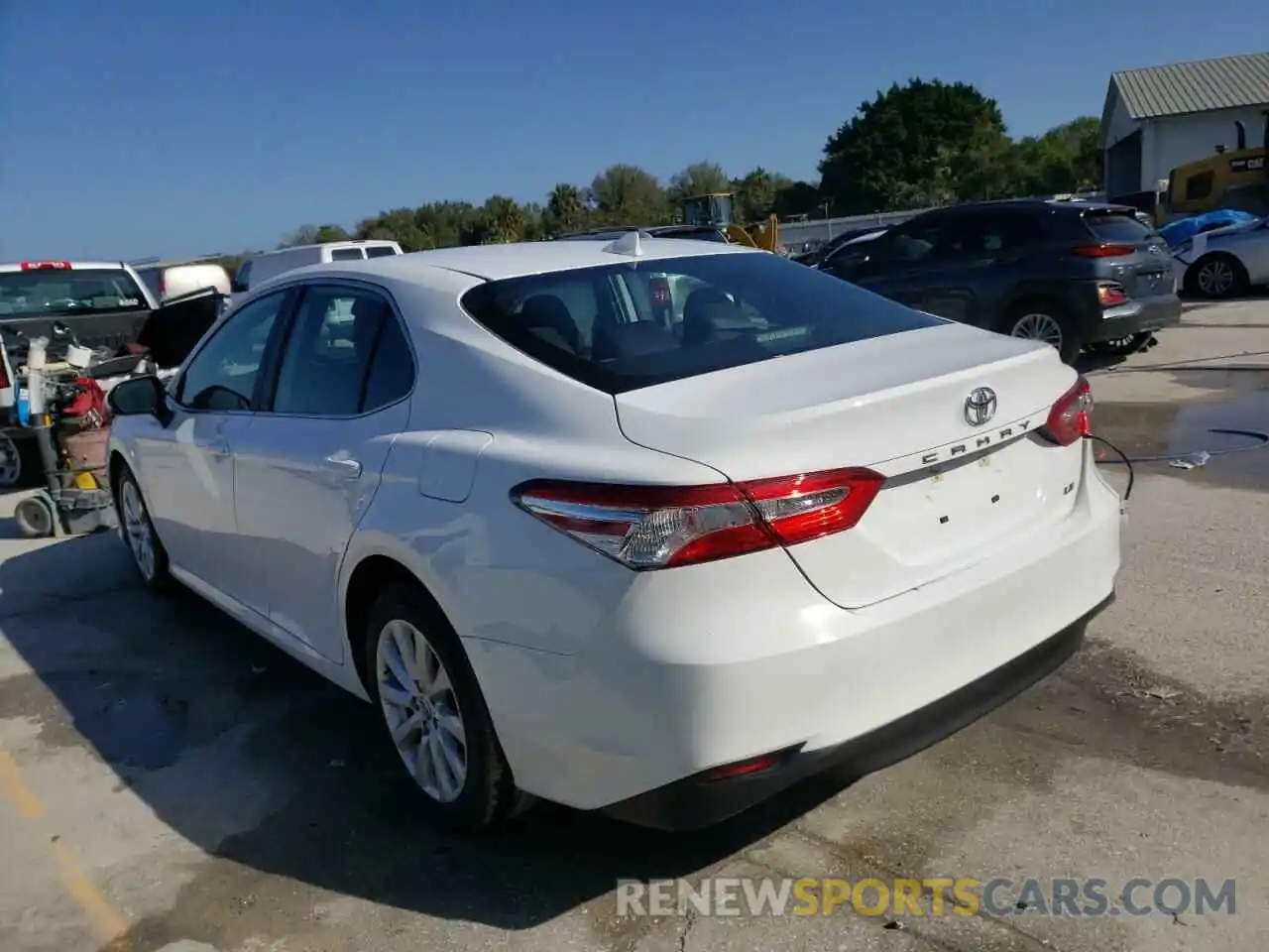 3 Photograph of a damaged car 4T1C11AK9LU988632 TOYOTA CAMRY 2020