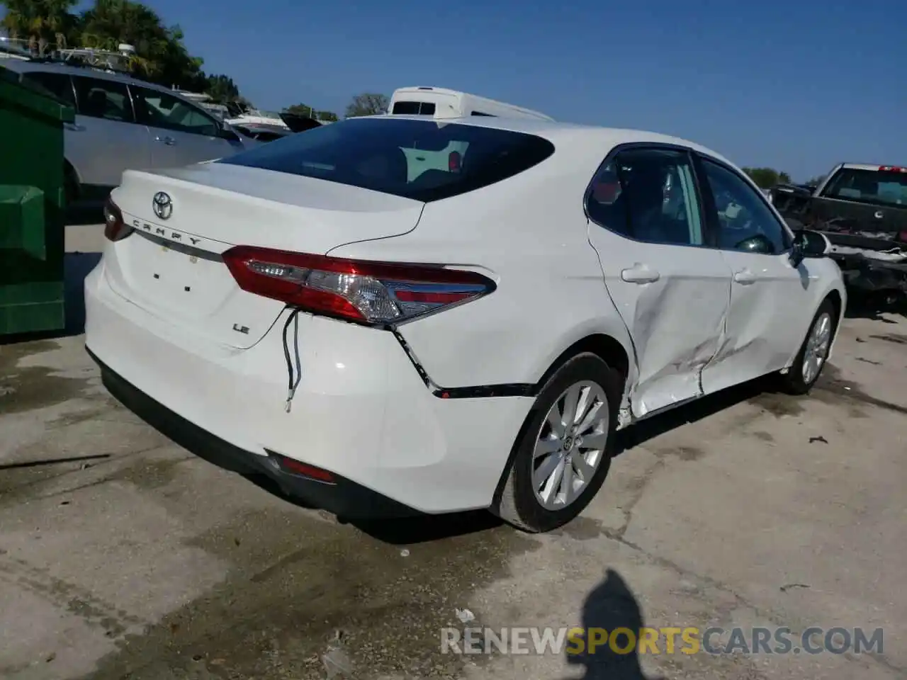 4 Photograph of a damaged car 4T1C11AK9LU988632 TOYOTA CAMRY 2020