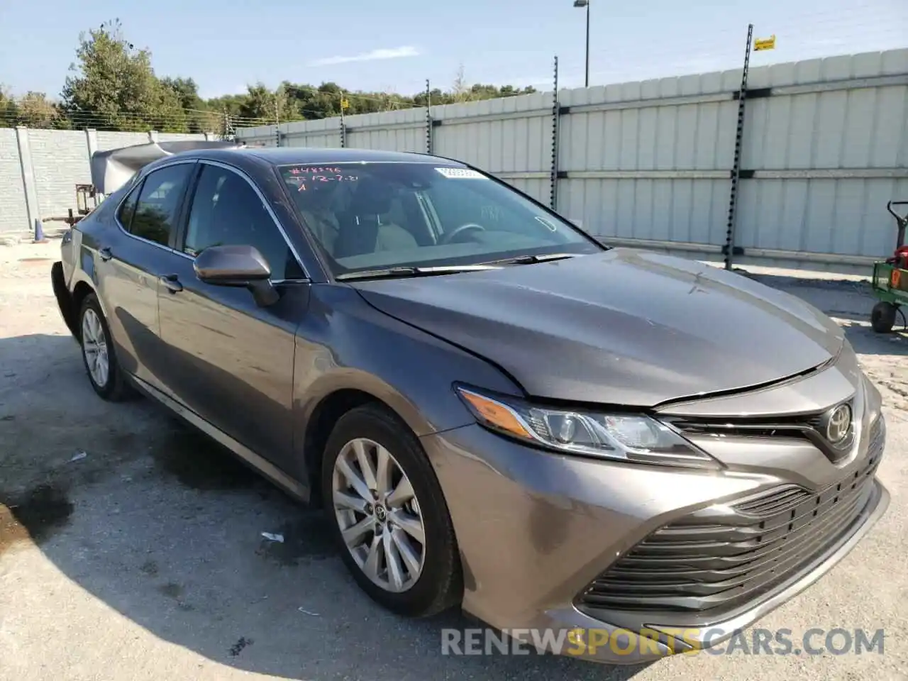 1 Photograph of a damaged car 4T1C11AK9LU989795 TOYOTA CAMRY 2020