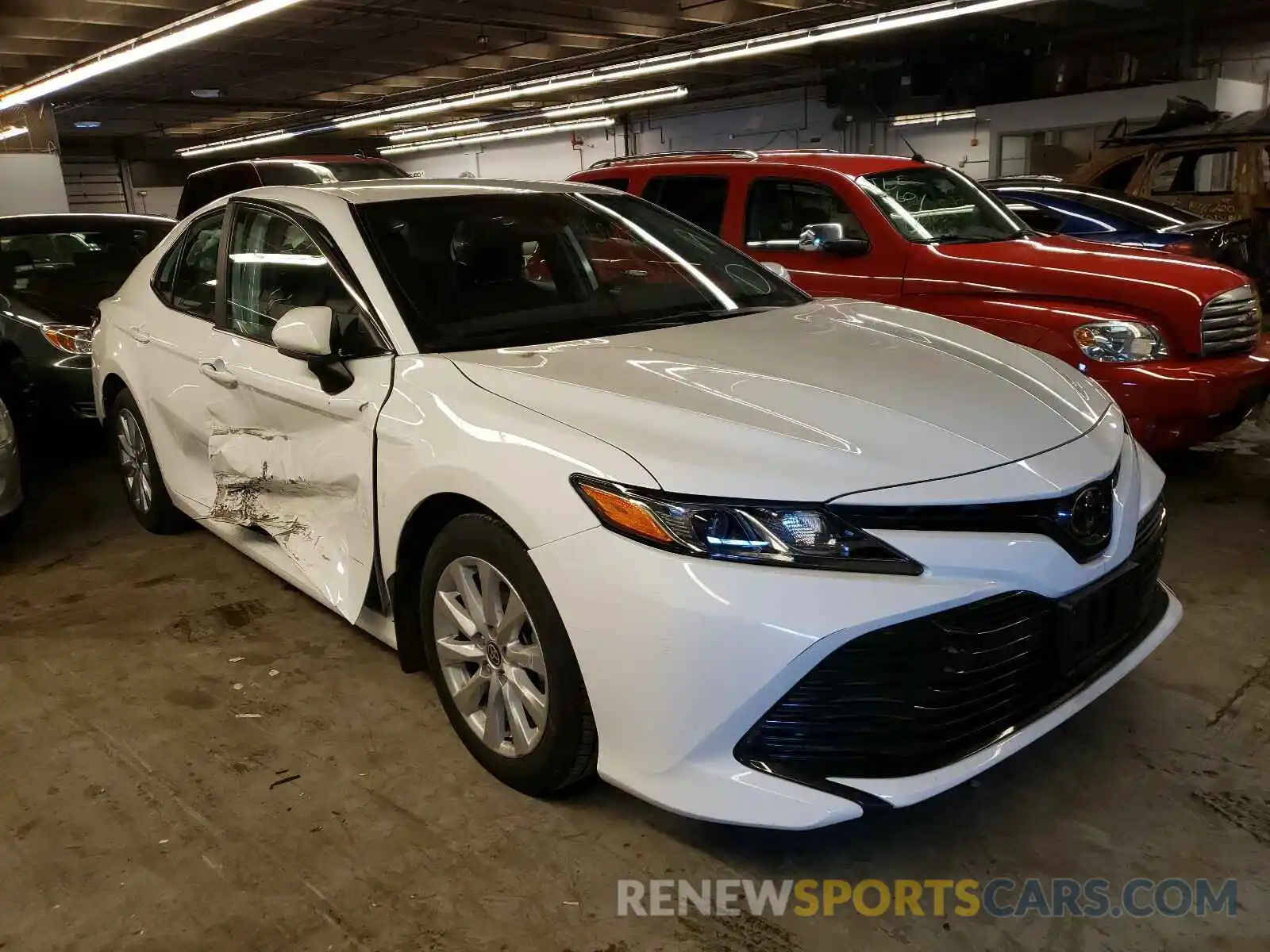 1 Photograph of a damaged car 4T1C11AK9LU992616 TOYOTA CAMRY 2020