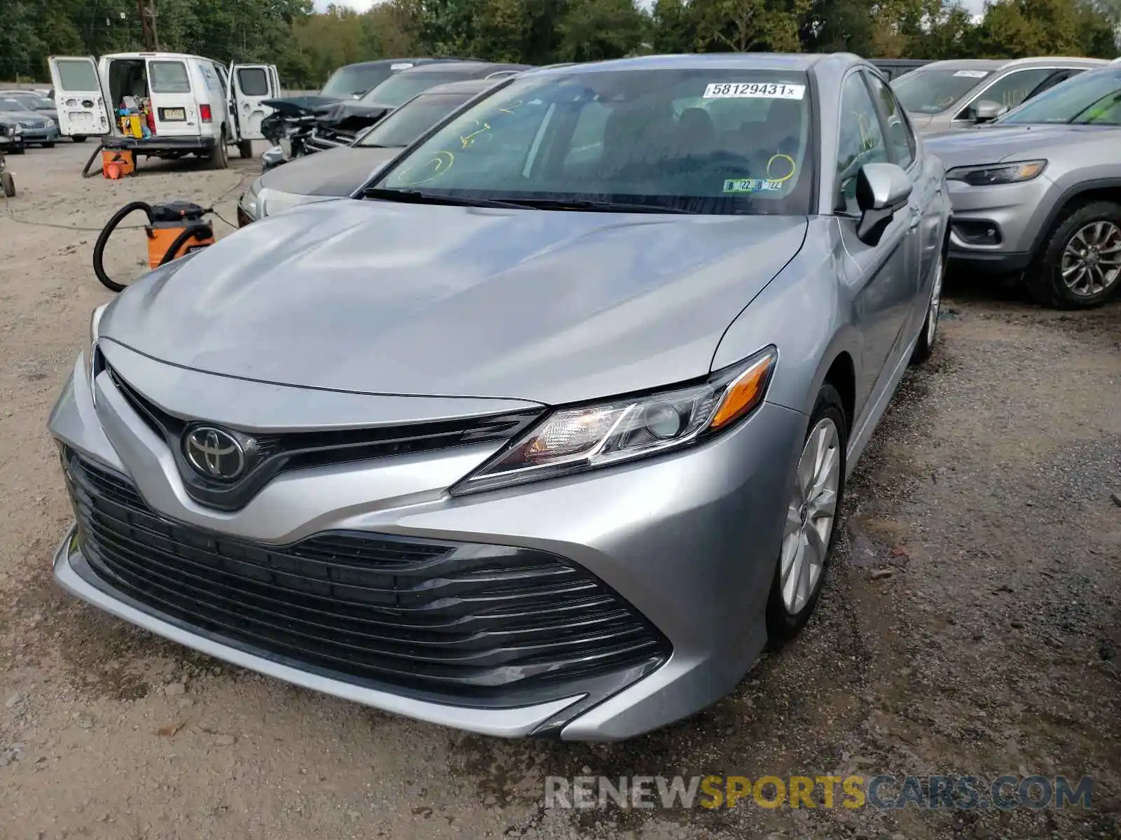 2 Photograph of a damaged car 4T1C11AK9LU998111 TOYOTA CAMRY 2020