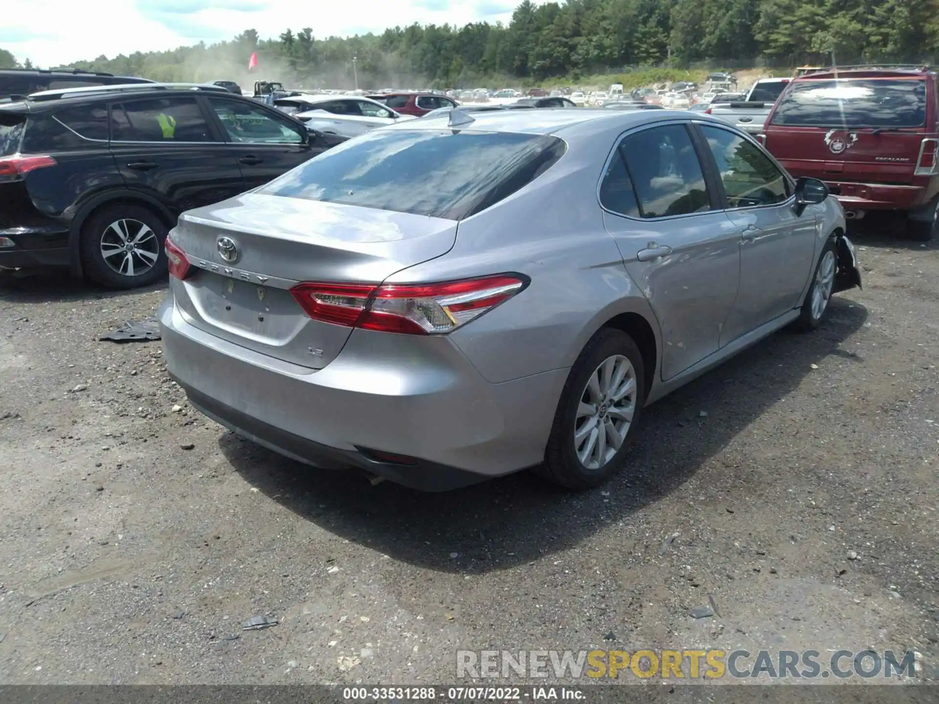 4 Photograph of a damaged car 4T1C11AK9LU998187 TOYOTA CAMRY 2020