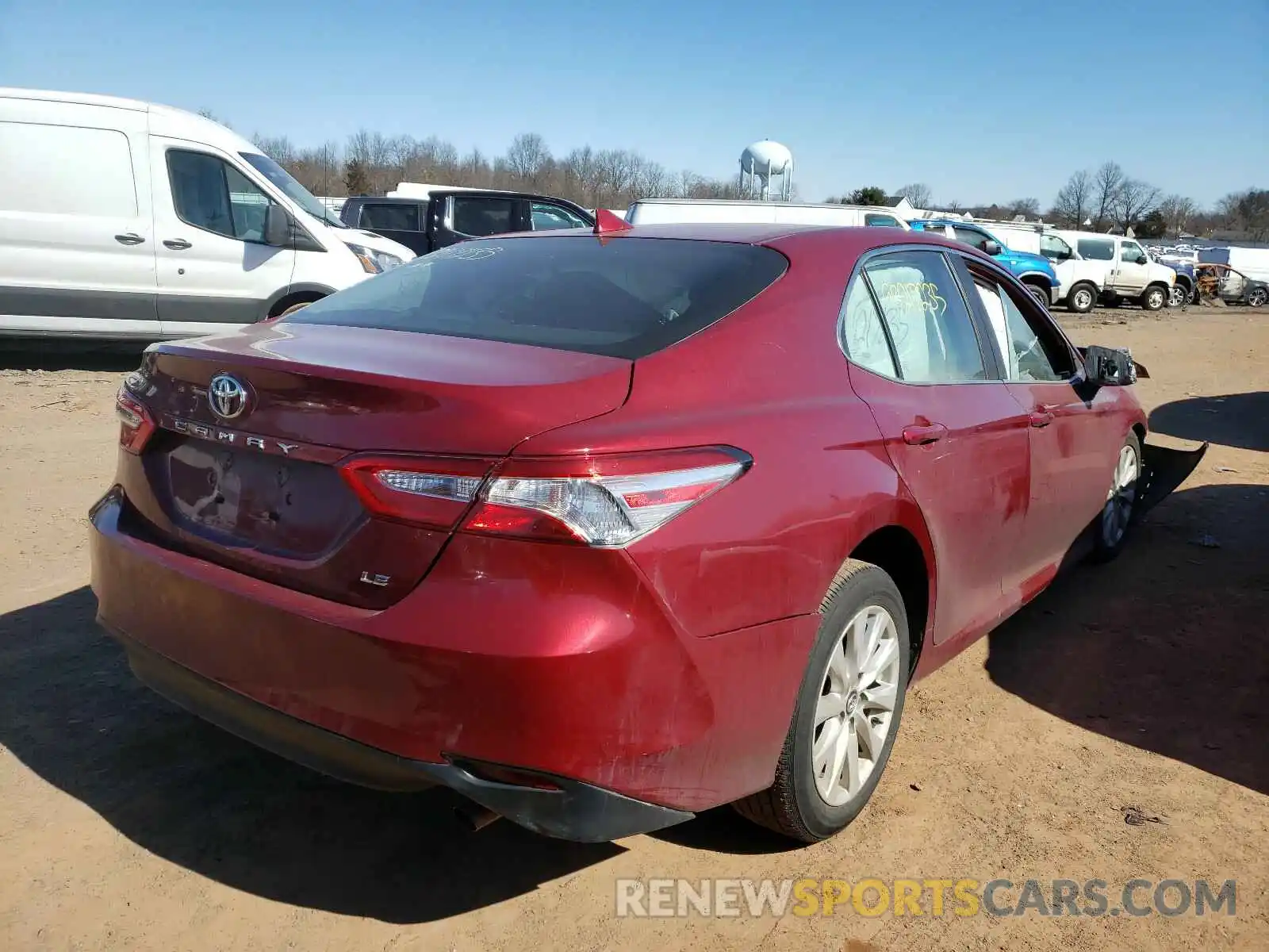 4 Photograph of a damaged car 4T1C11AKXLU304364 TOYOTA CAMRY 2020