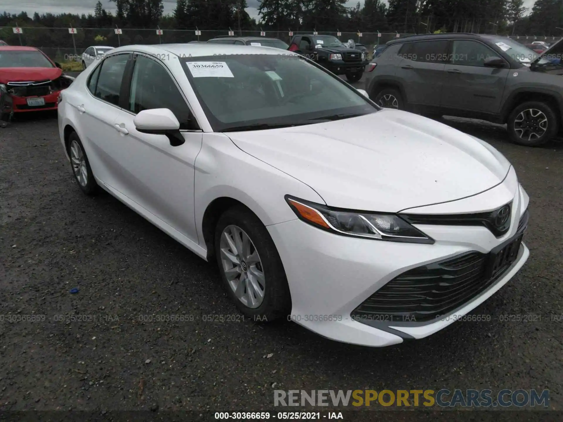 1 Photograph of a damaged car 4T1C11AKXLU307216 TOYOTA CAMRY 2020