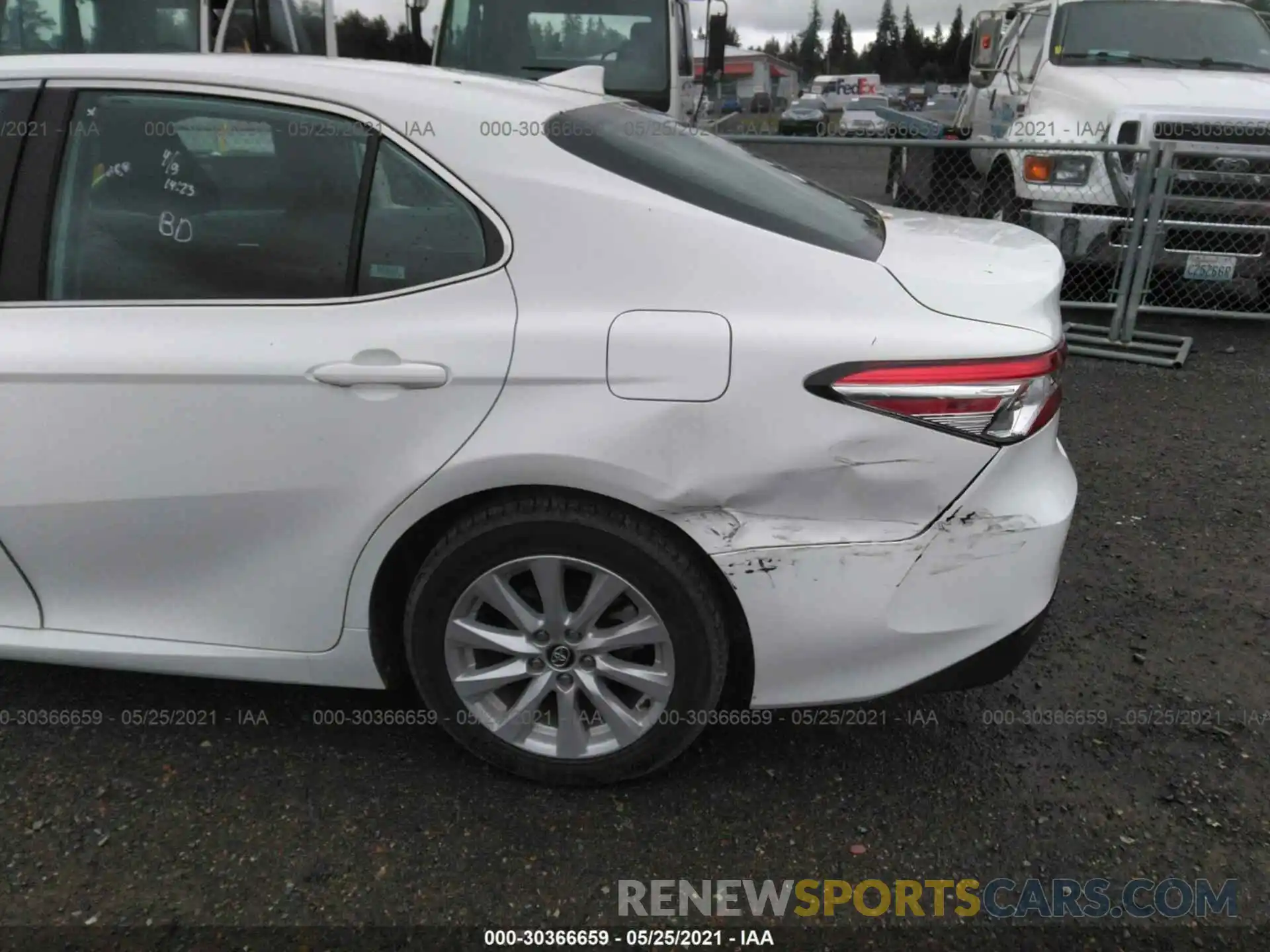 6 Photograph of a damaged car 4T1C11AKXLU307216 TOYOTA CAMRY 2020