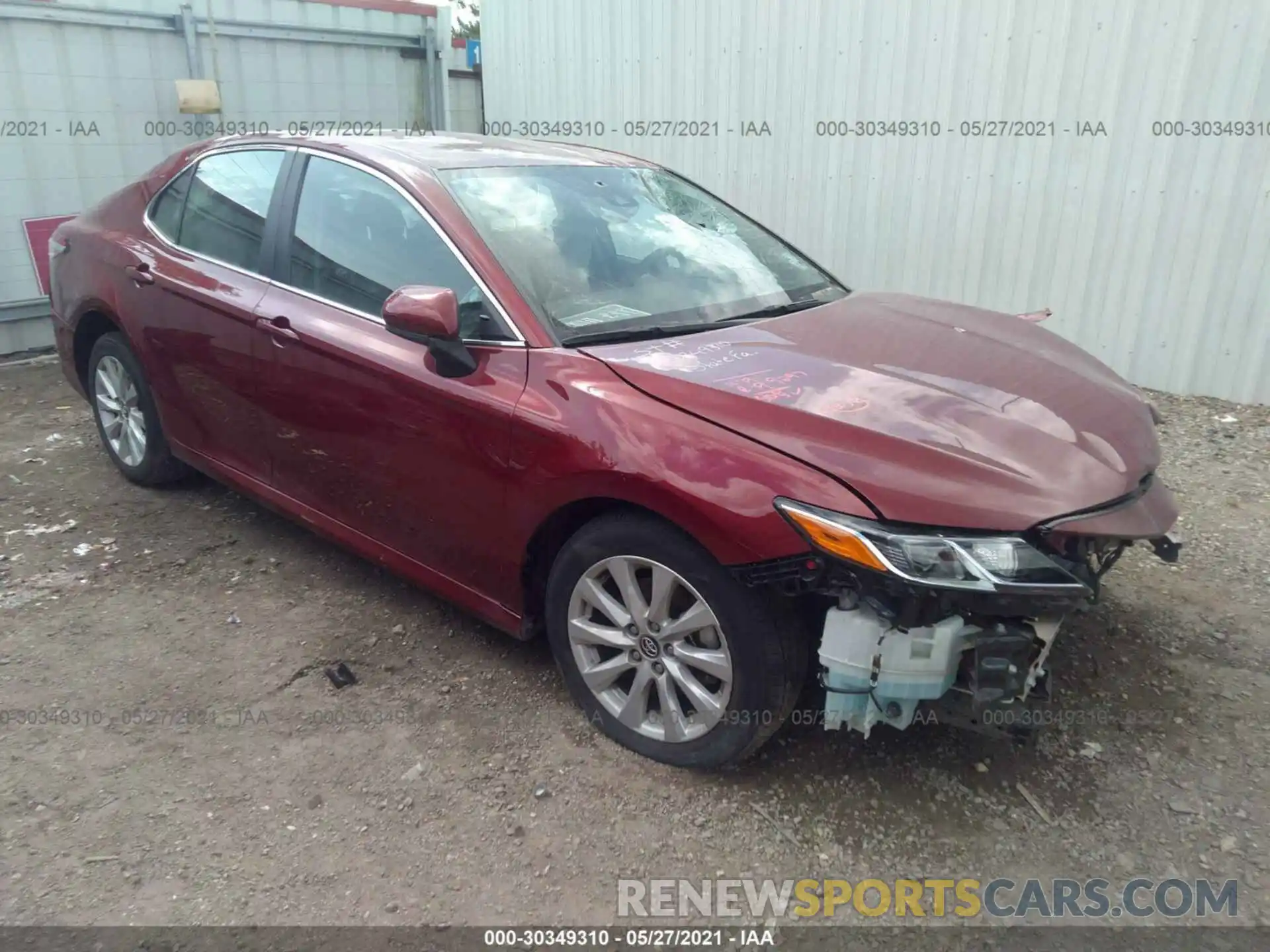 1 Photograph of a damaged car 4T1C11AKXLU318846 TOYOTA CAMRY 2020