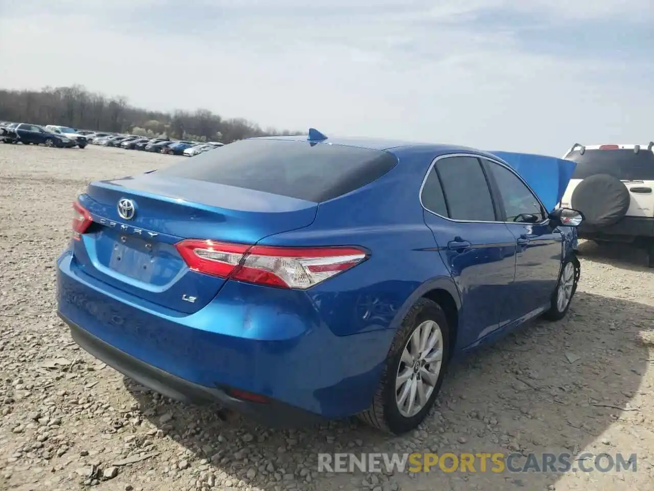 4 Photograph of a damaged car 4T1C11AKXLU327630 TOYOTA CAMRY 2020