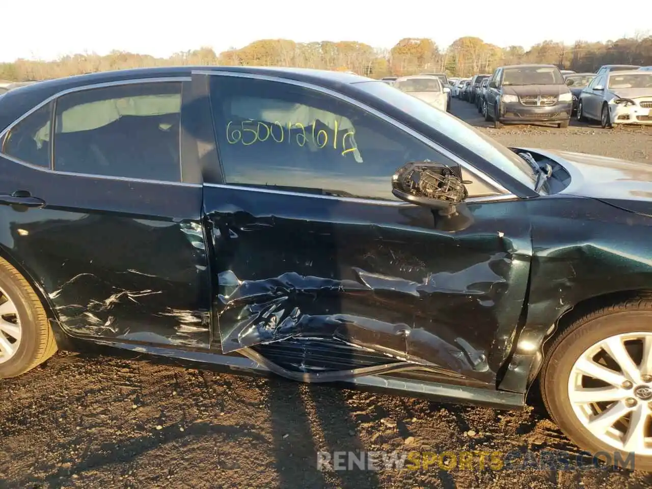 9 Photograph of a damaged car 4T1C11AKXLU337087 TOYOTA CAMRY 2020