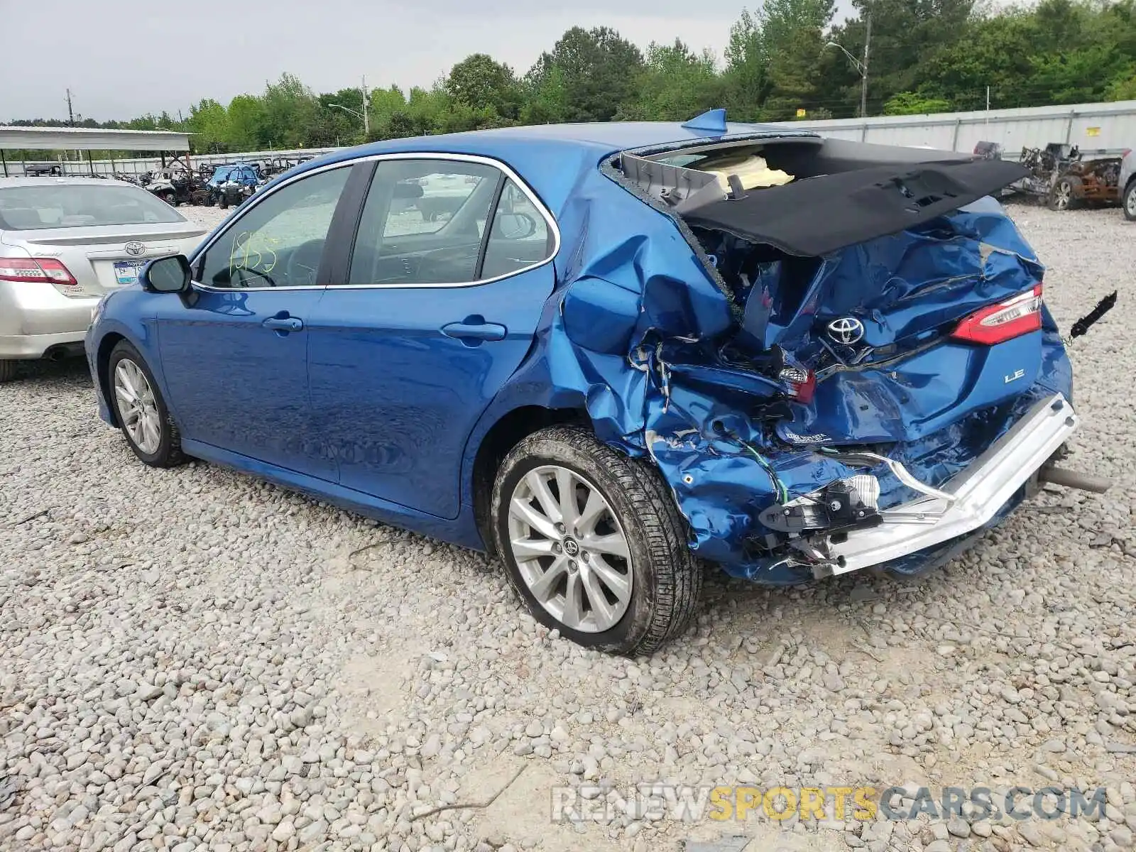 3 Photograph of a damaged car 4T1C11AKXLU341415 TOYOTA CAMRY 2020