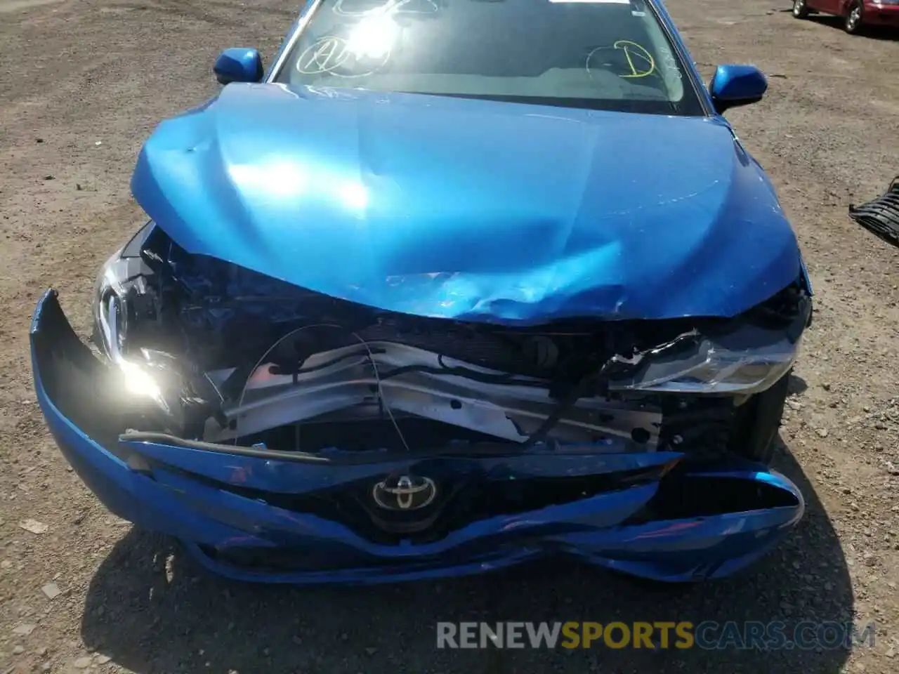 9 Photograph of a damaged car 4T1C11AKXLU343231 TOYOTA CAMRY 2020