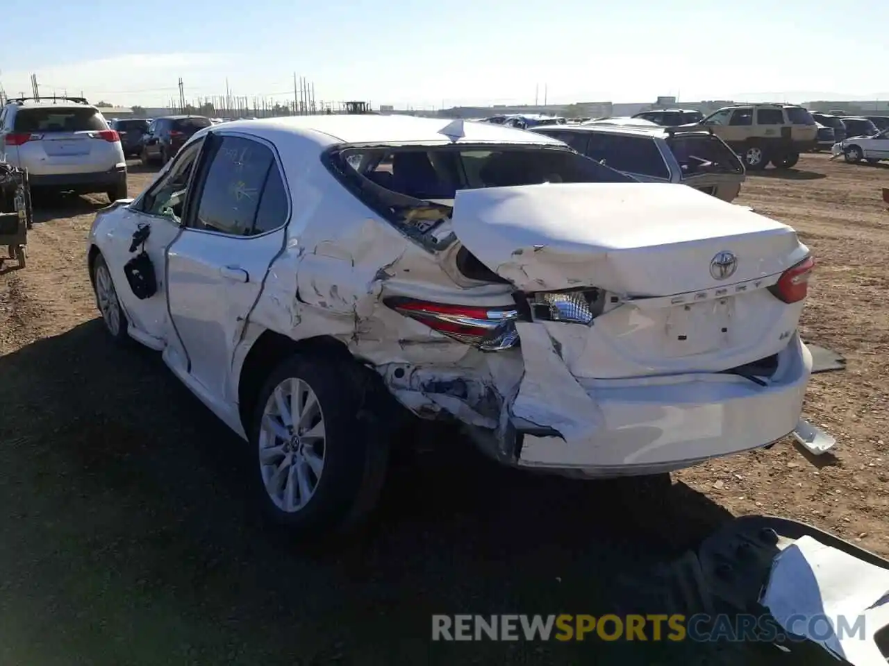 3 Photograph of a damaged car 4T1C11AKXLU344038 TOYOTA CAMRY 2020