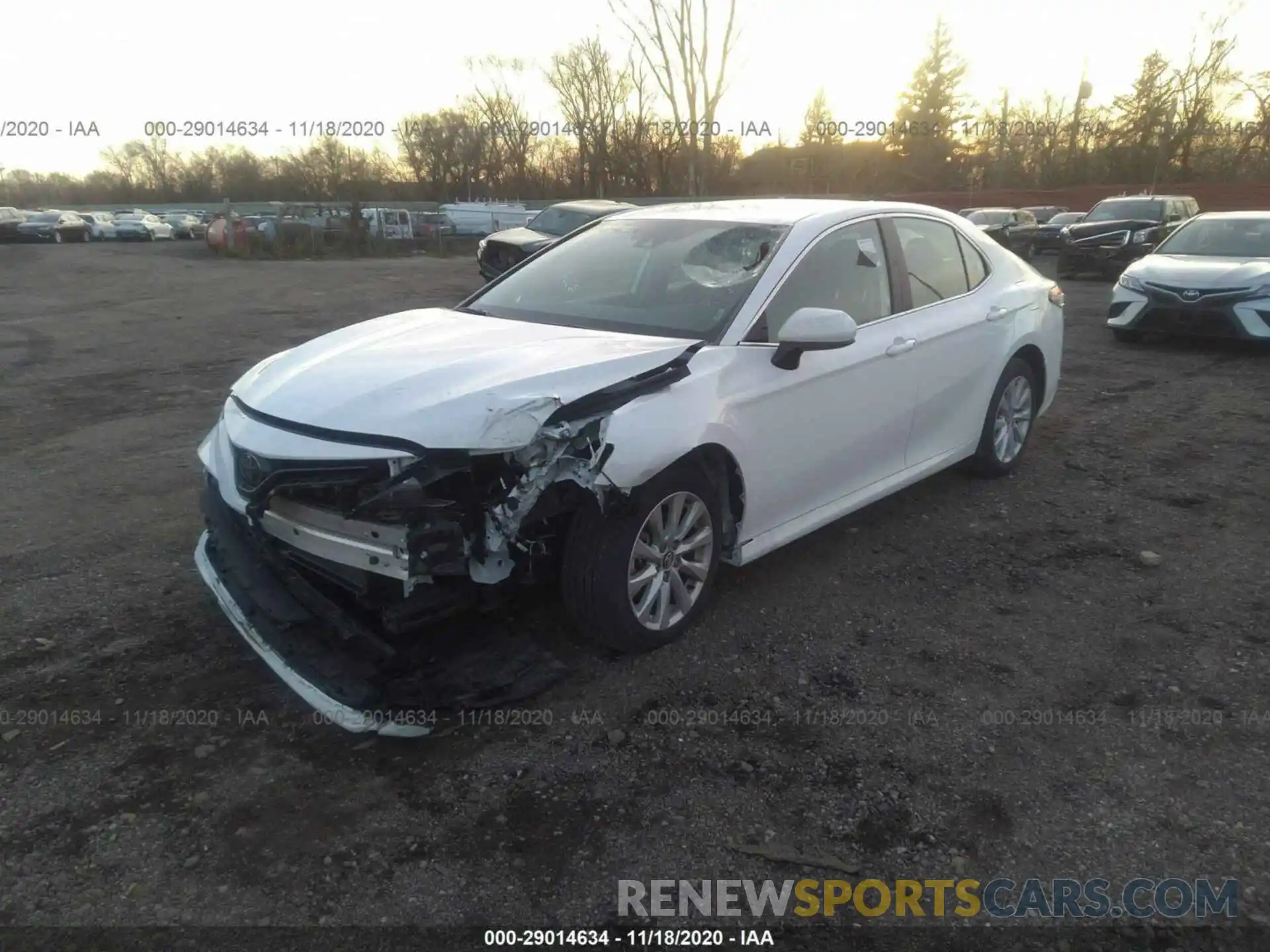 2 Photograph of a damaged car 4T1C11AKXLU348140 TOYOTA CAMRY 2020