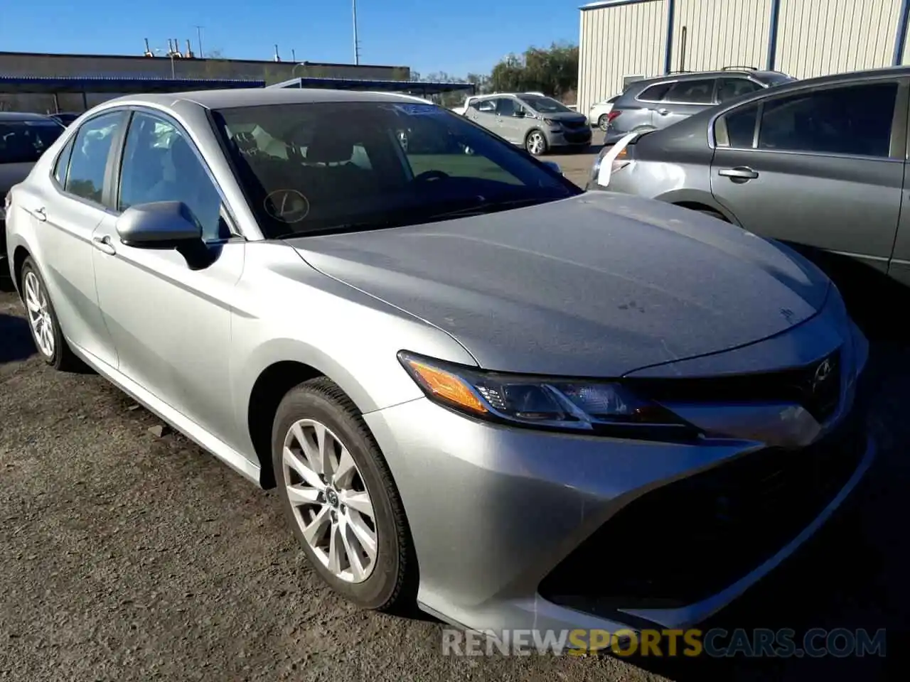 1 Photograph of a damaged car 4T1C11AKXLU348655 TOYOTA CAMRY 2020