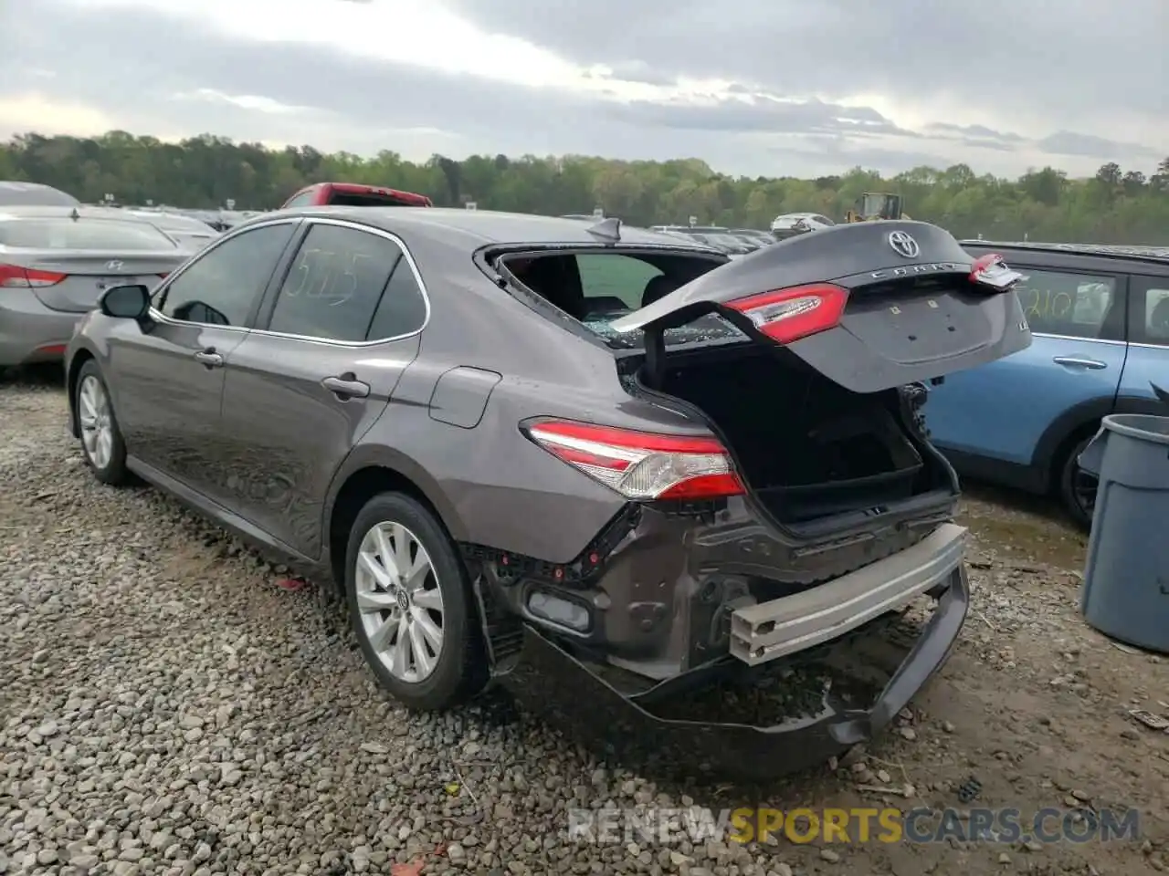 3 Photograph of a damaged car 4T1C11AKXLU355492 TOYOTA CAMRY 2020