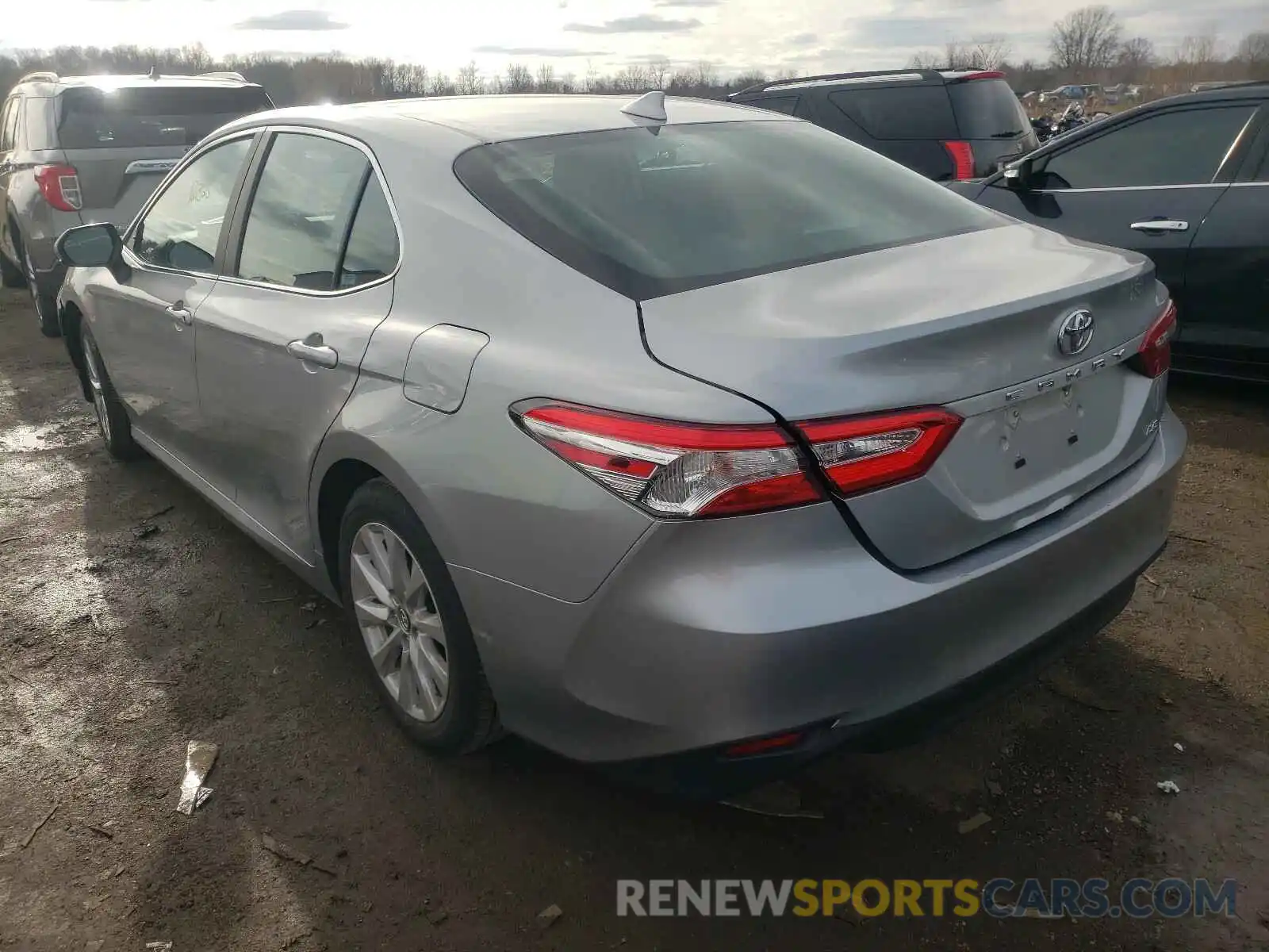 3 Photograph of a damaged car 4T1C11AKXLU355735 TOYOTA CAMRY 2020