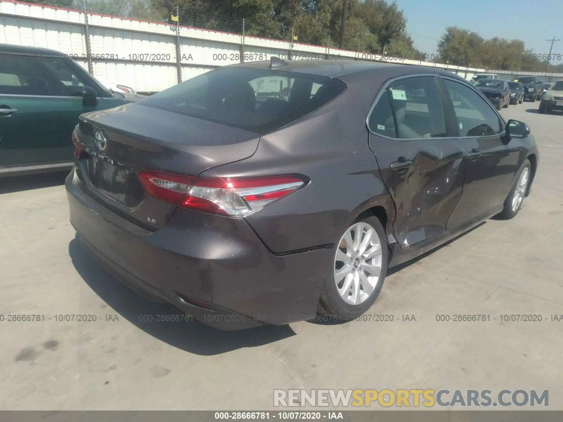 4 Photograph of a damaged car 4T1C11AKXLU355752 TOYOTA CAMRY 2020