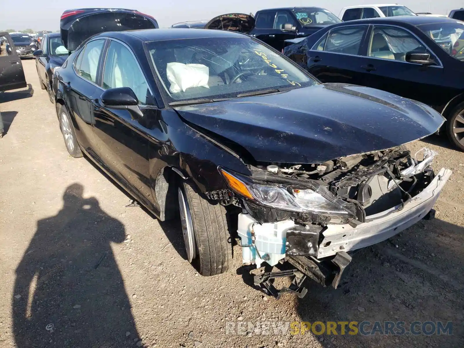 1 Photograph of a damaged car 4T1C11AKXLU356531 TOYOTA CAMRY 2020