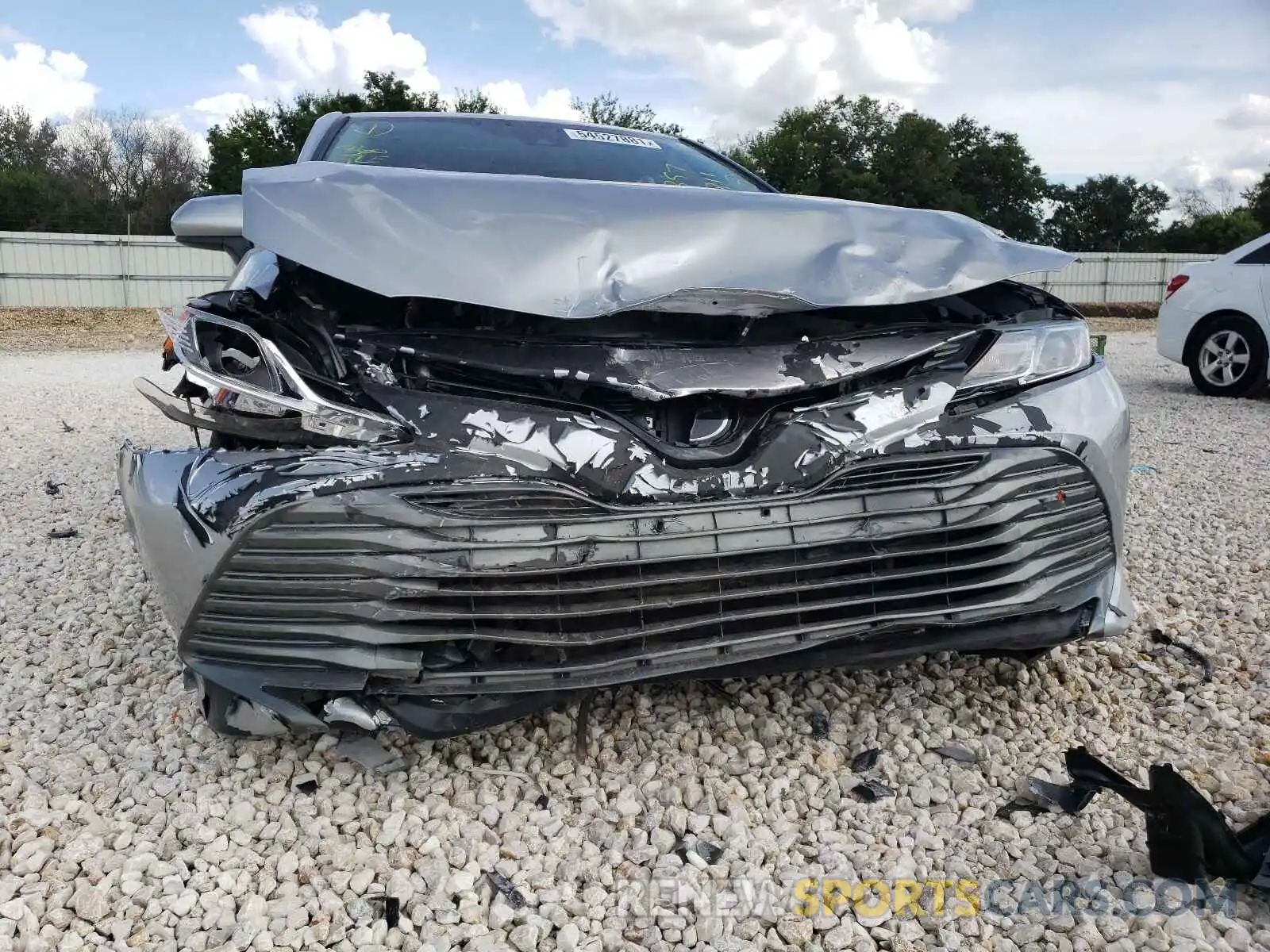 9 Photograph of a damaged car 4T1C11AKXLU357811 TOYOTA CAMRY 2020