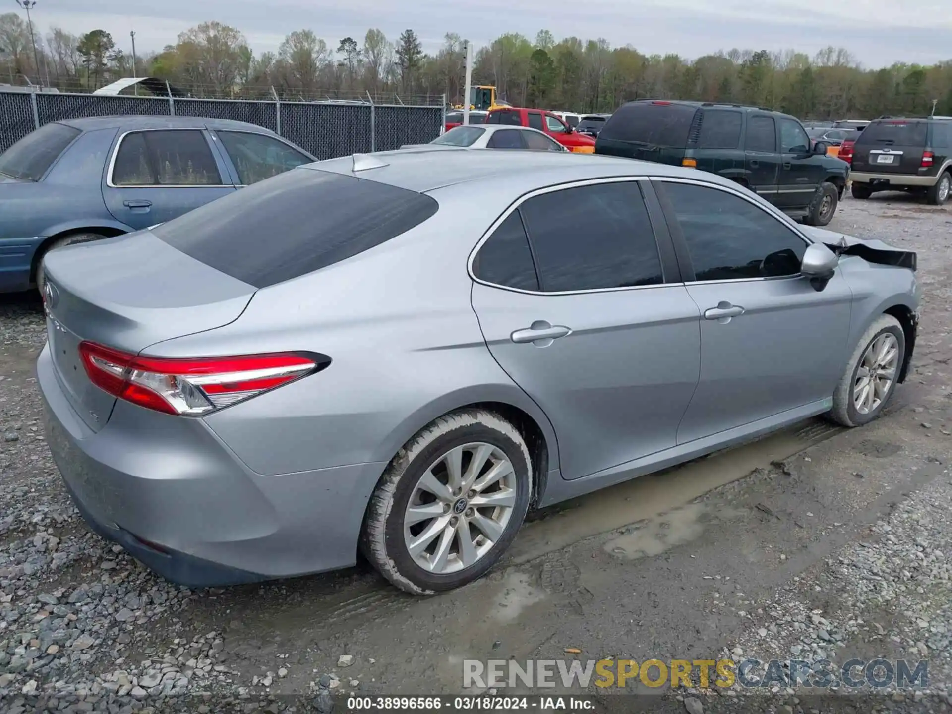 4 Photograph of a damaged car 4T1C11AKXLU358425 TOYOTA CAMRY 2020