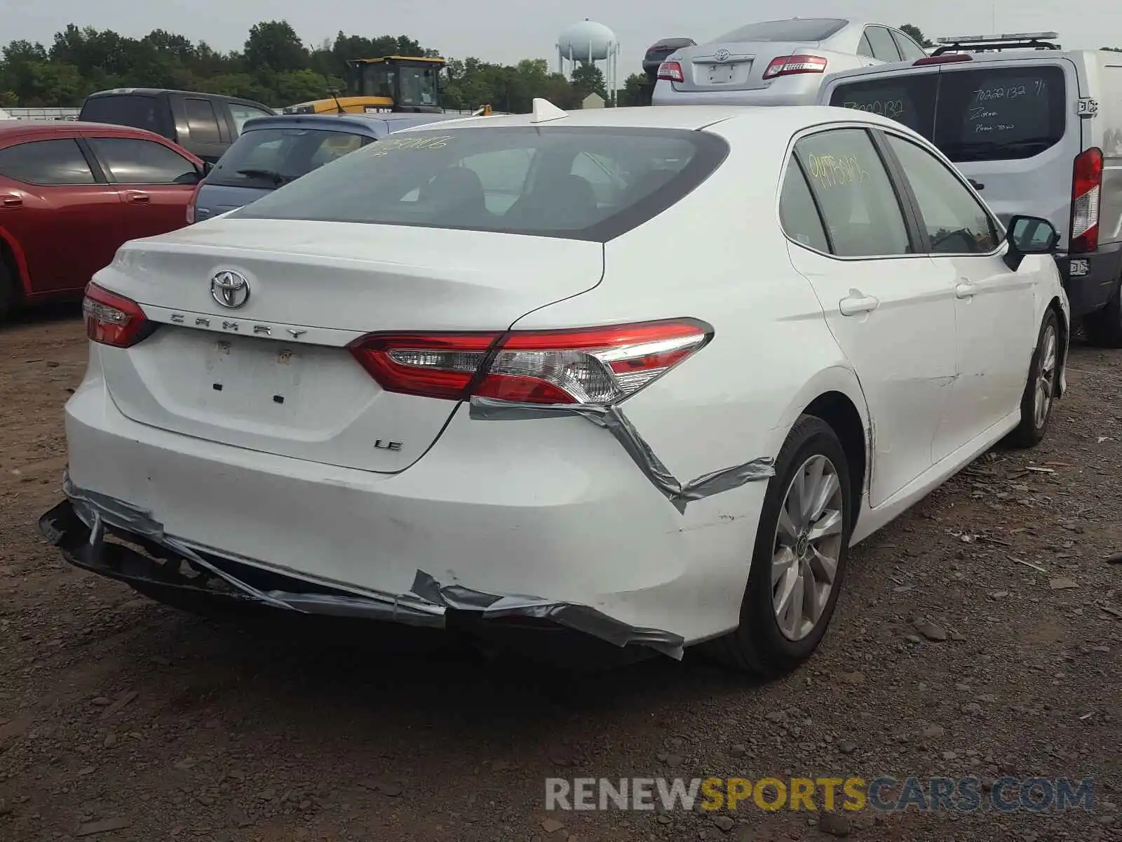 4 Photograph of a damaged car 4T1C11AKXLU360837 TOYOTA CAMRY 2020