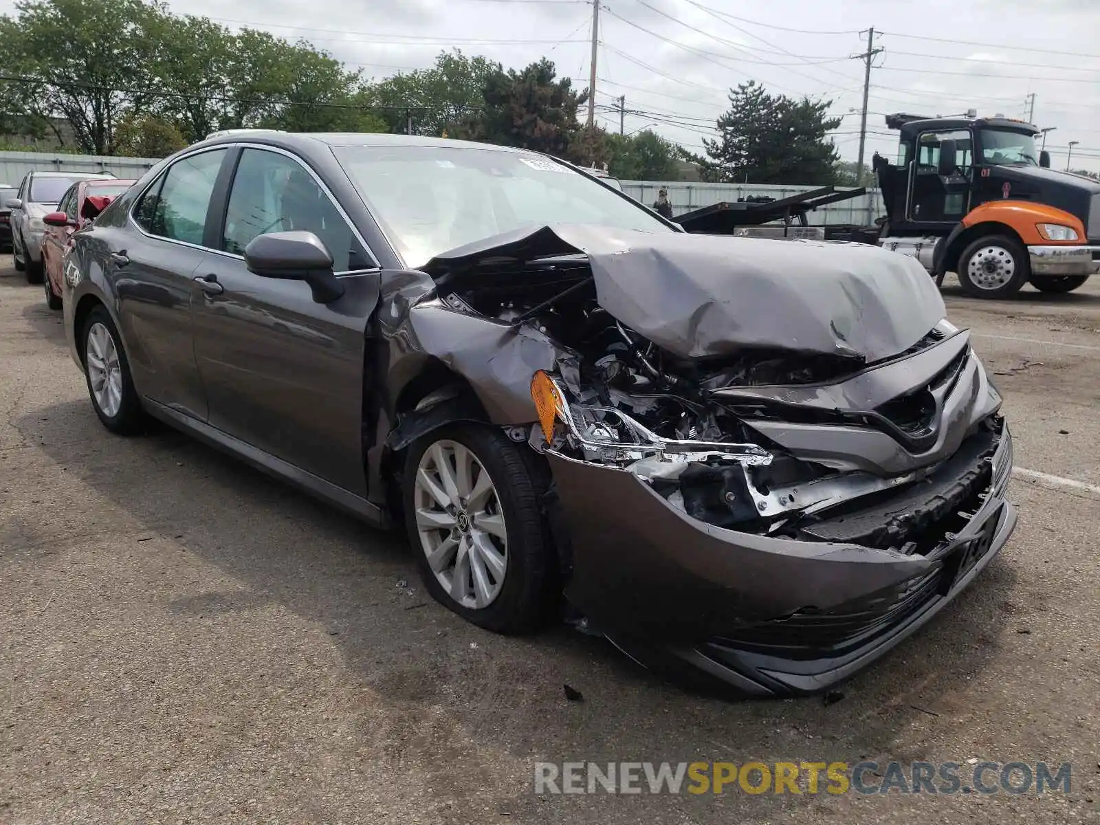 1 Photograph of a damaged car 4T1C11AKXLU362054 TOYOTA CAMRY 2020