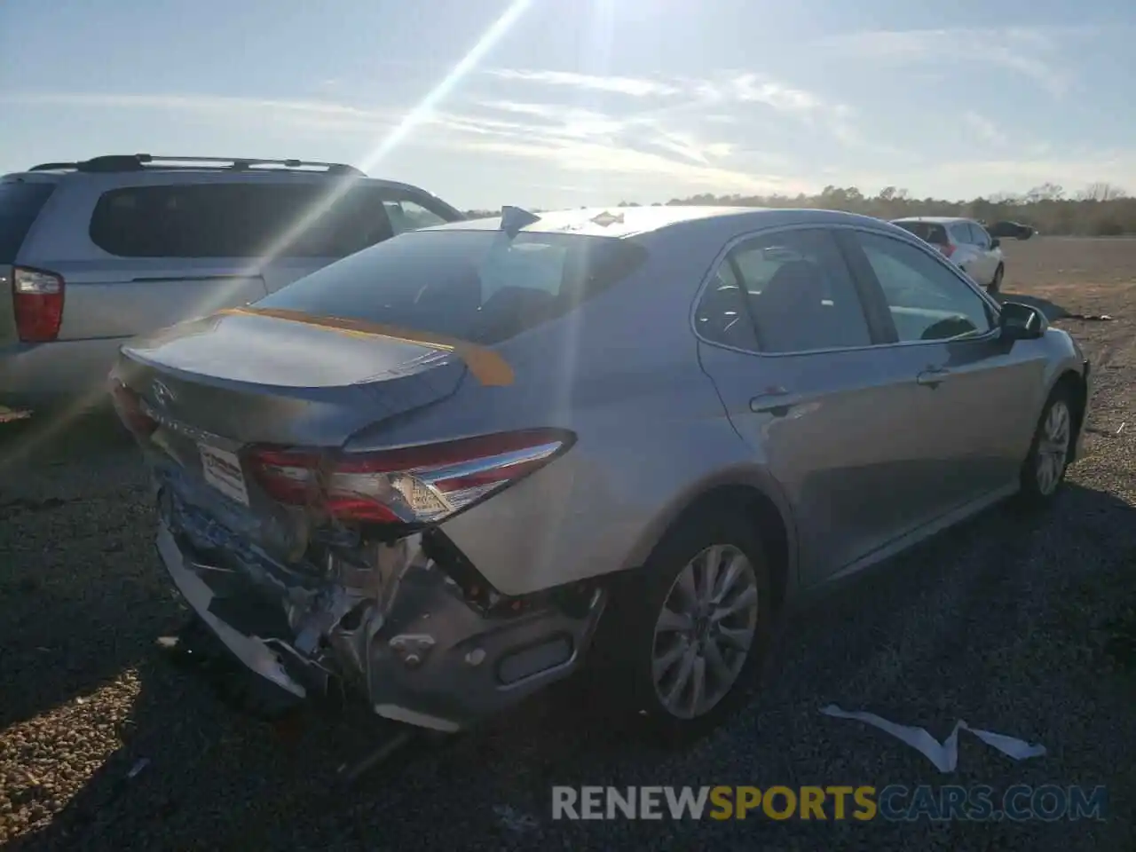 4 Photograph of a damaged car 4T1C11AKXLU364127 TOYOTA CAMRY 2020